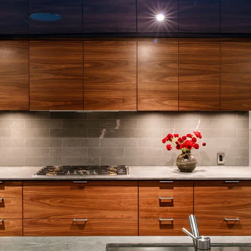 How to Cover Wood Grain on Kitchen Cabinets: Easy Expert Tips