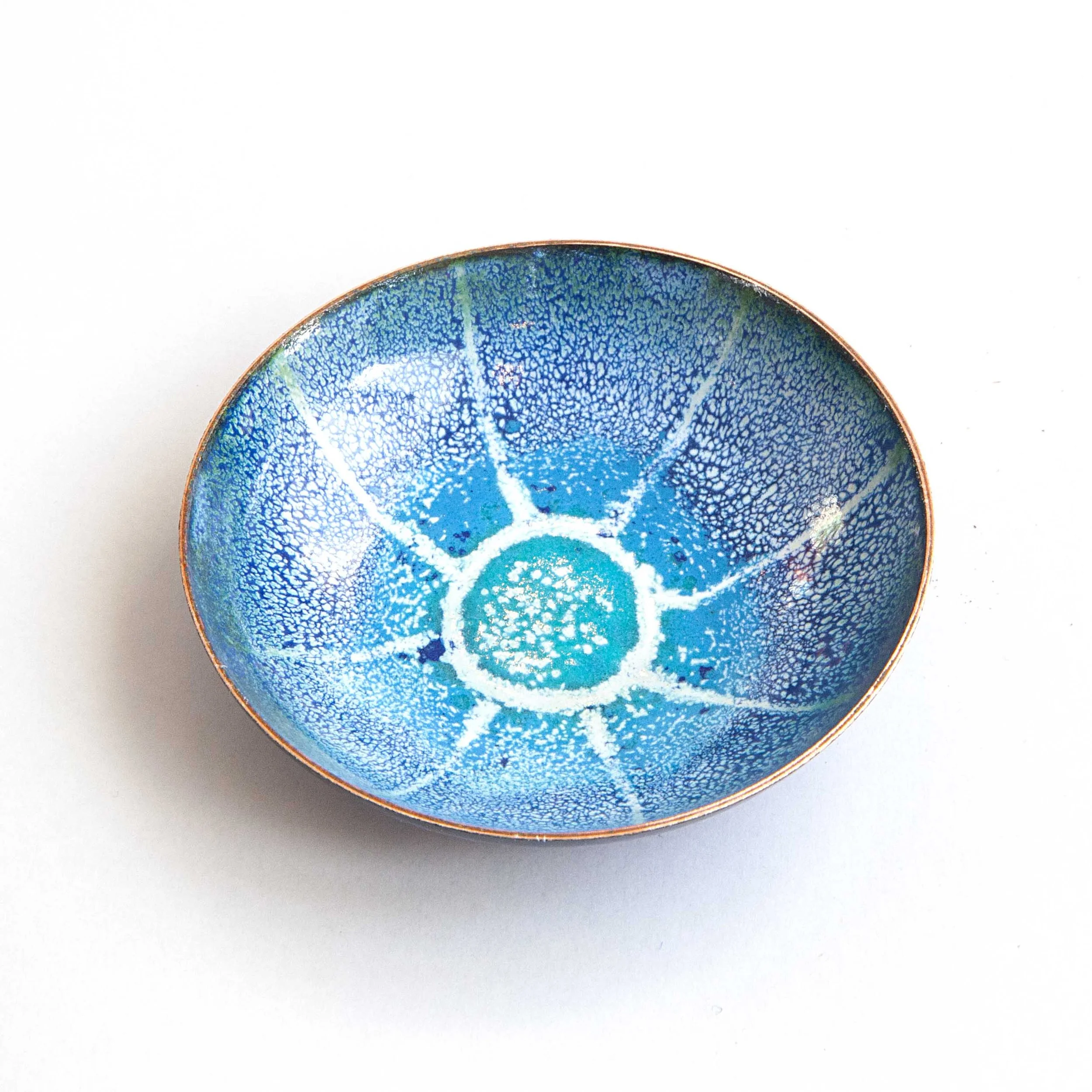 Bowl A23c.jpg