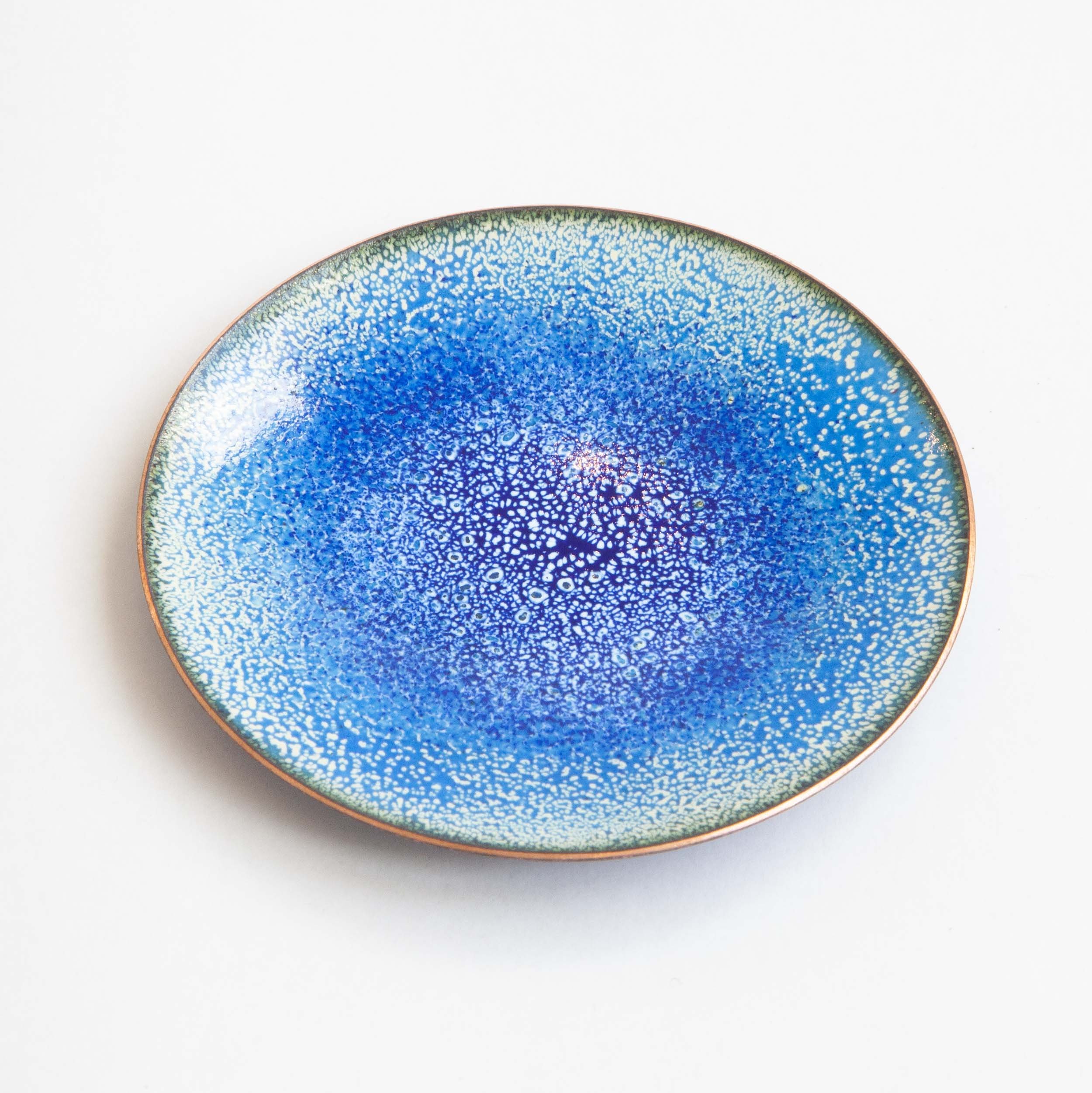Bowl A9 blue ring.jpg