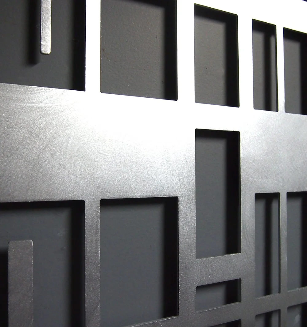 maze-brushed23X46-det.jpg