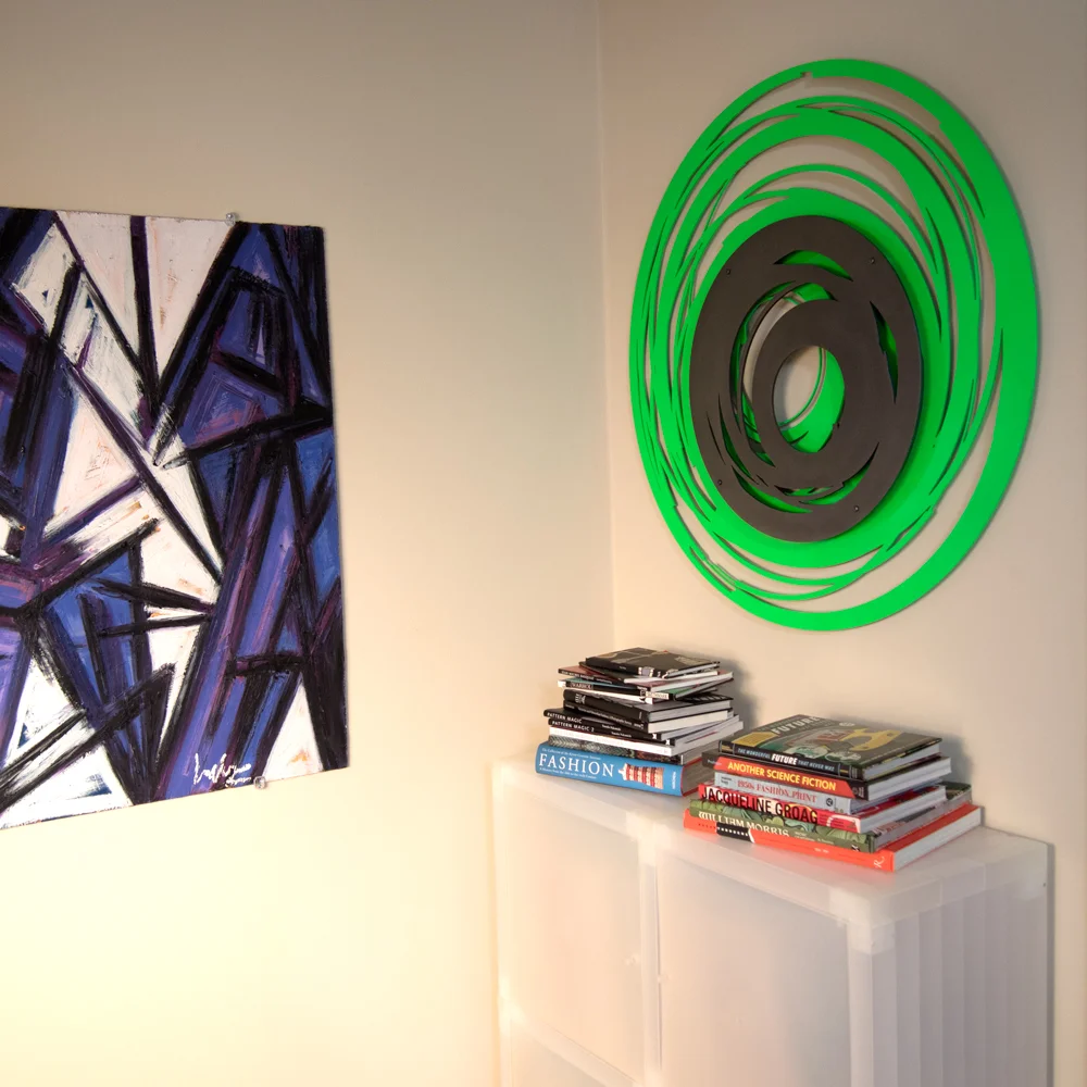 Metallic Lime wall sculpture by Moda Industria