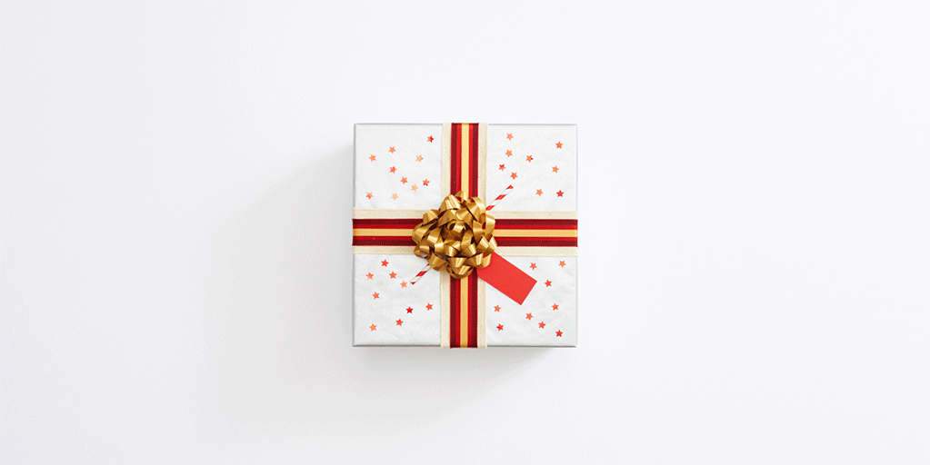 Google Social(Holiday Campaign, Creative Director. "Be prepared when the weather outside is frightful ⛄ #timeforcheer")
