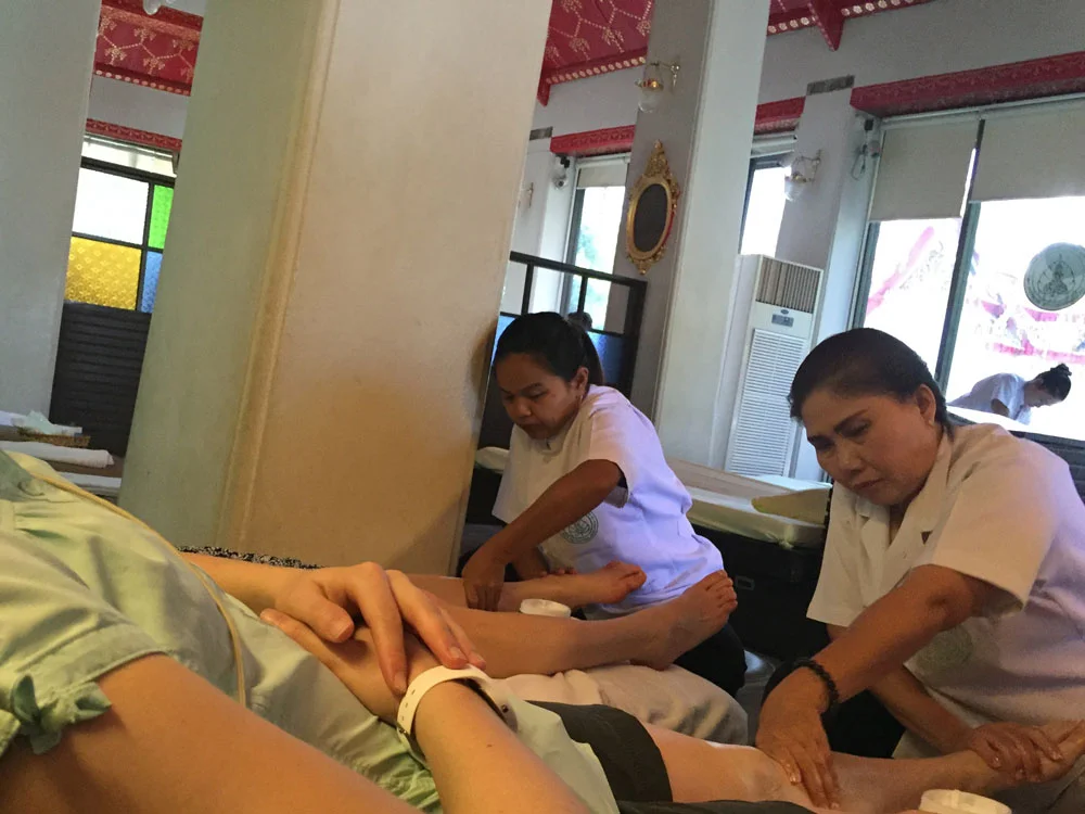 A relaxing foot massage at Wat Pho