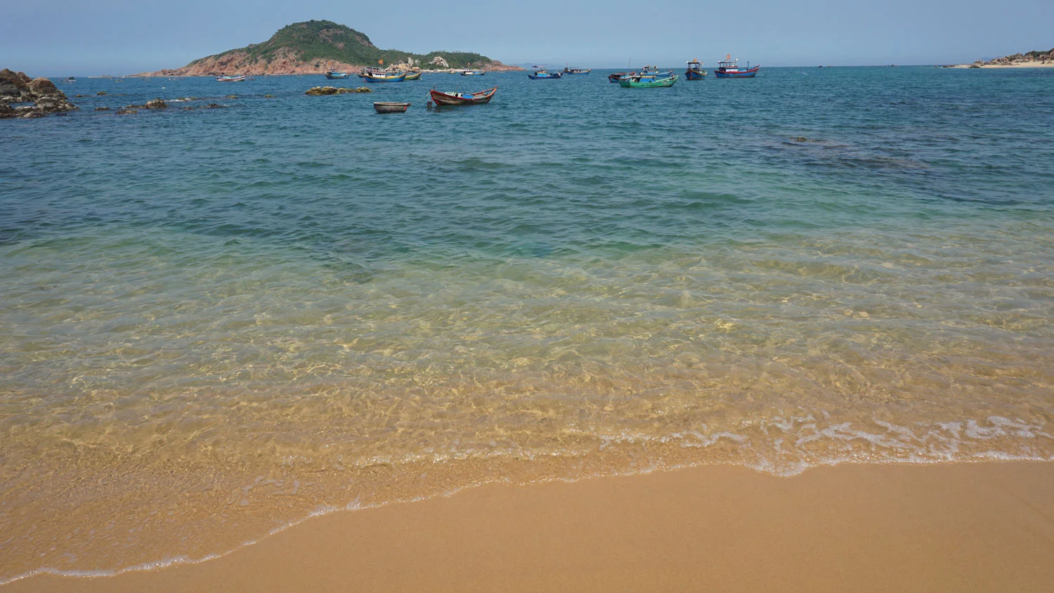The gorgeous beach at Bai Xep