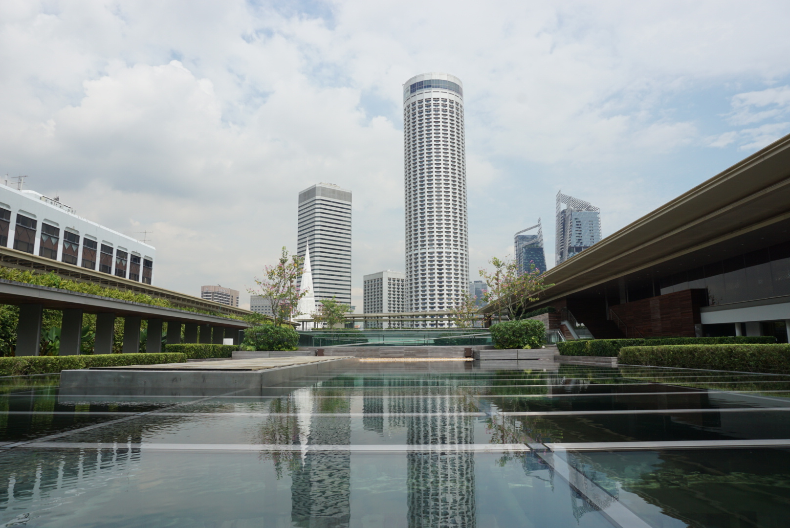 The calm oasis on top of the National Gallery