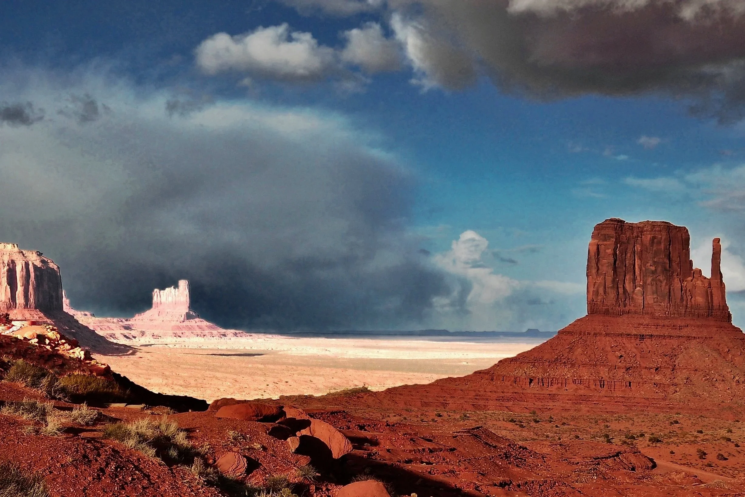 MONUMENT VALLEY