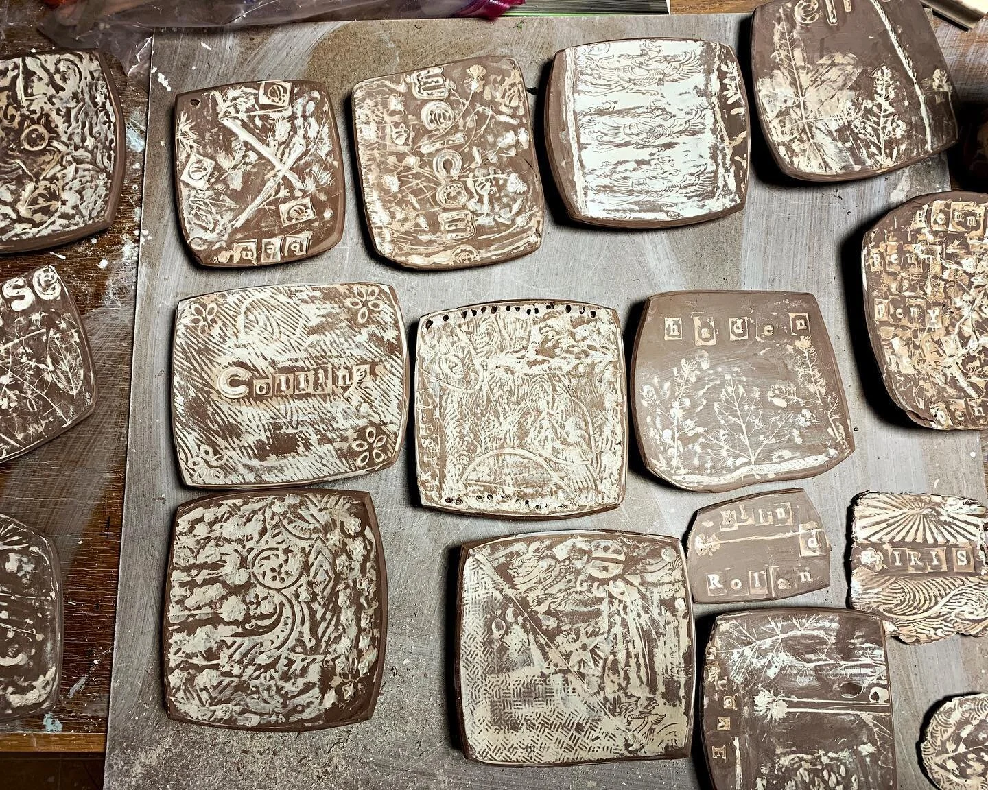 Textured platters from my little kiddos at Crozet Arts #crozetarts #redmudhen #arteducation #potterslife #kidartists