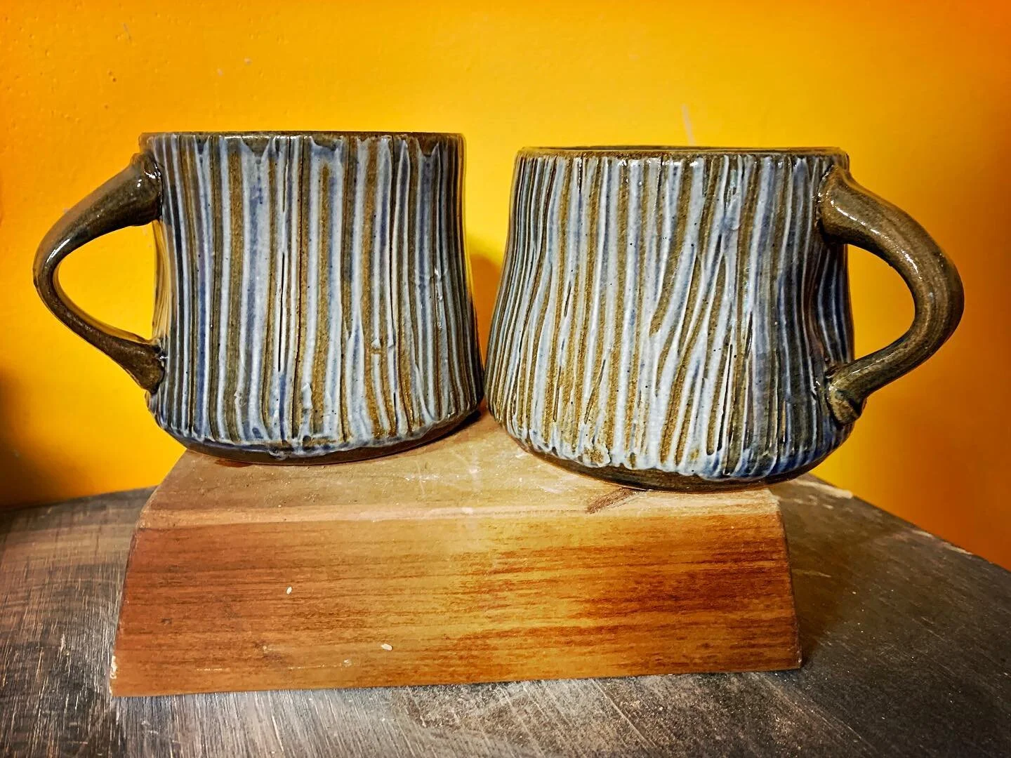 Espresso time! #espressoset #stonewarepottery #redmudhen #madeincrozet #stonewaremugs