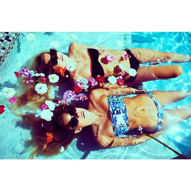 Awesome team today, shooting for Latitude Supply Co ⚓️ @caitbarkerr @shannonbarkerr @latitude_supply_co @latitudeladies @northamerican @jellyclough  hair by Taylor main