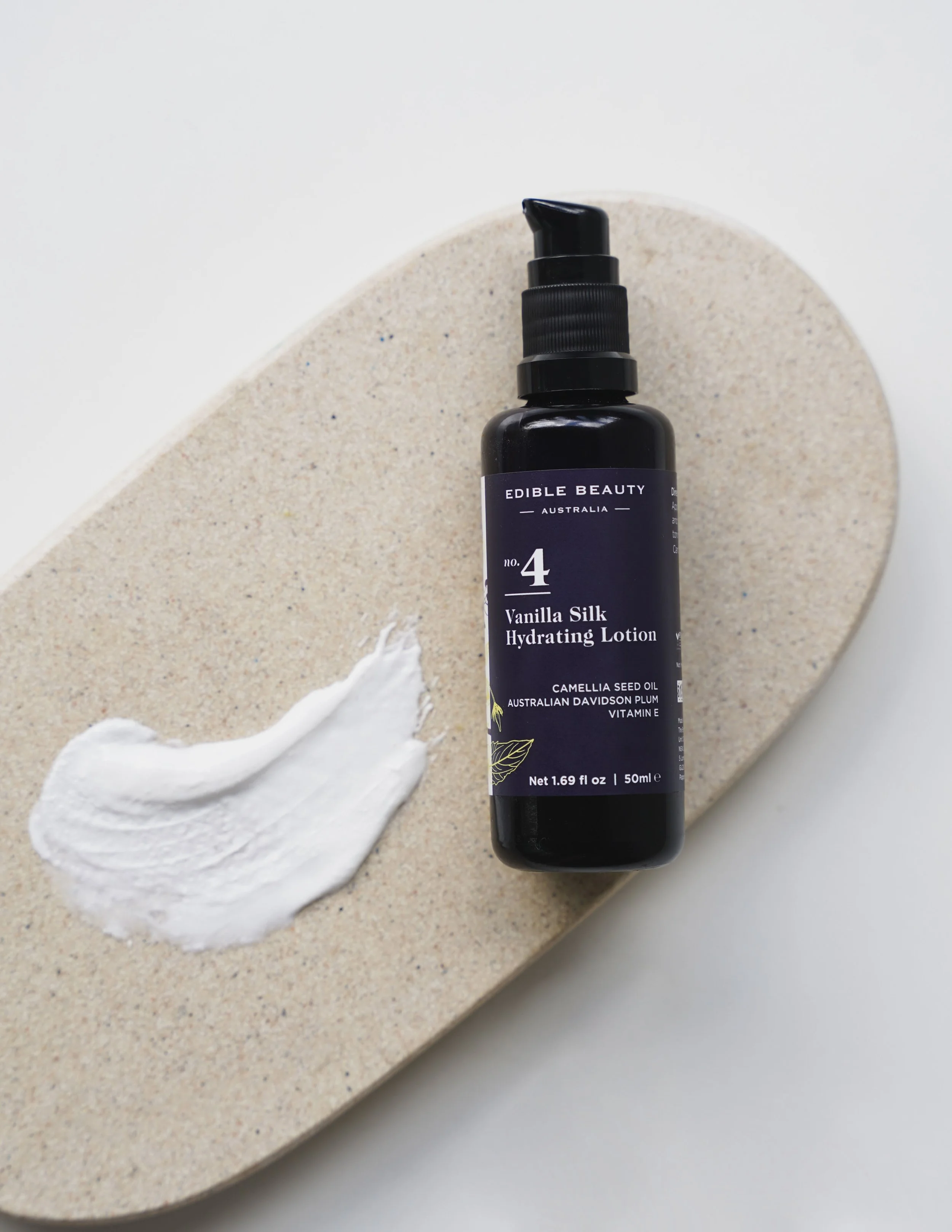 No.4 Vanilla Silk Hydrating Lotion Lifestyle.jpg (1).jpg