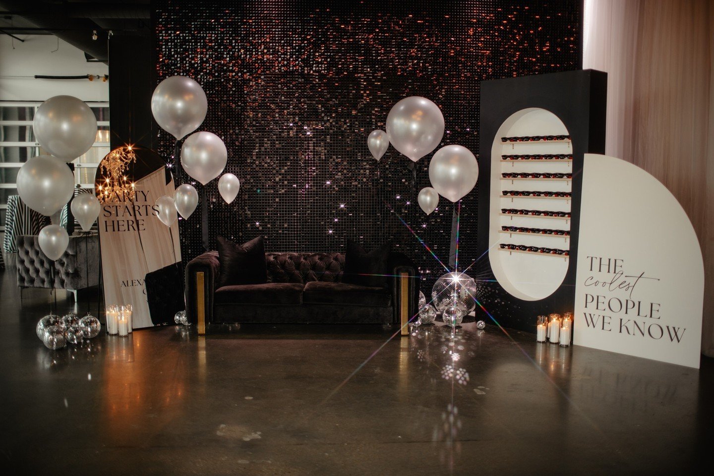 THE place to be 📍⁠
⁠
Discover the possibilities of your event at our venue when you book with us today.✨⁠
⁠
Photographer | @shanoahlaurenphoto⁠
⁠
Balloon Backdrop | @thewallfloweromaha⁠
Design &amp; Planning | @debyrayna⁠
Entertainment | @imageenter