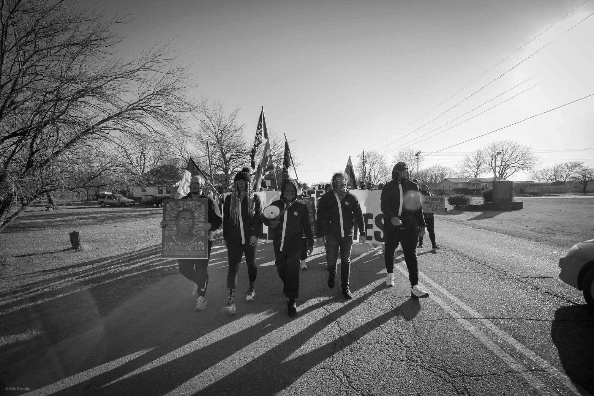 Julius-jones-walk-for-freedom-photo-by-kris-kanaly-30.jpg