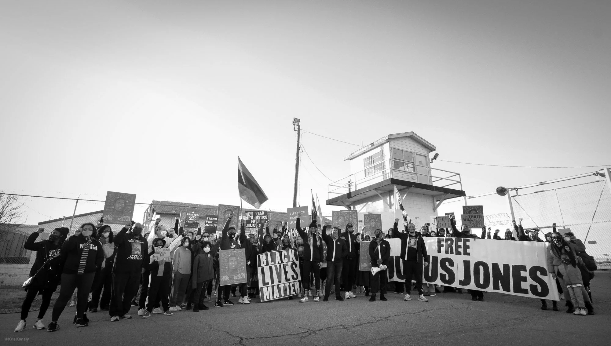 Julius-jones-walk-for-freedom-photo-by-kris-kanaly-33.jpg