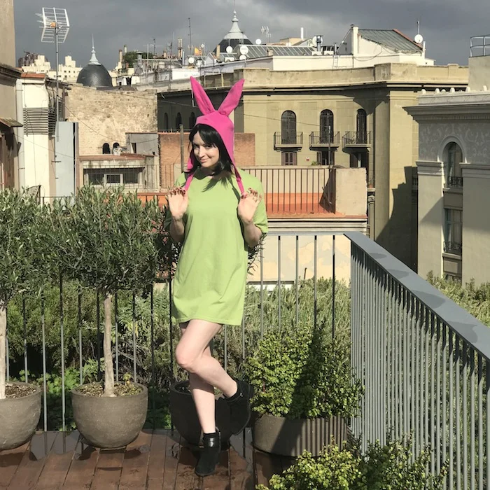 DIY: Halloween Bob's Burgers Louise Belcher Costume
