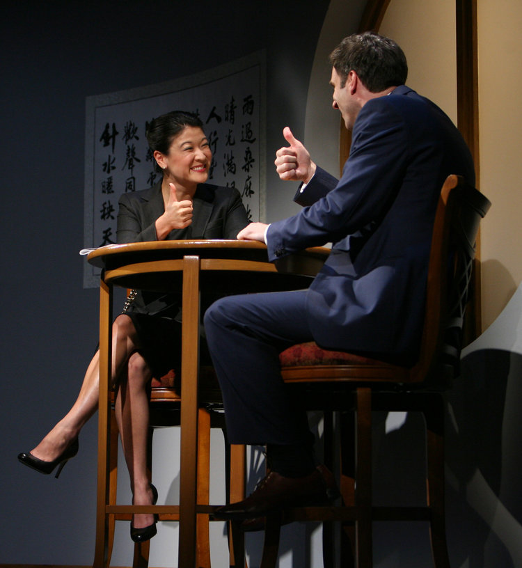  Jennifer Lim 和James Waterston. Eric Y. Exit拍摄于古德曼剧院，2011年 