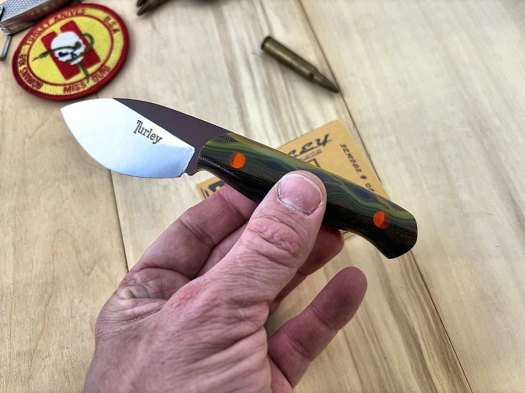 bombardier 8 hand 2.jpg