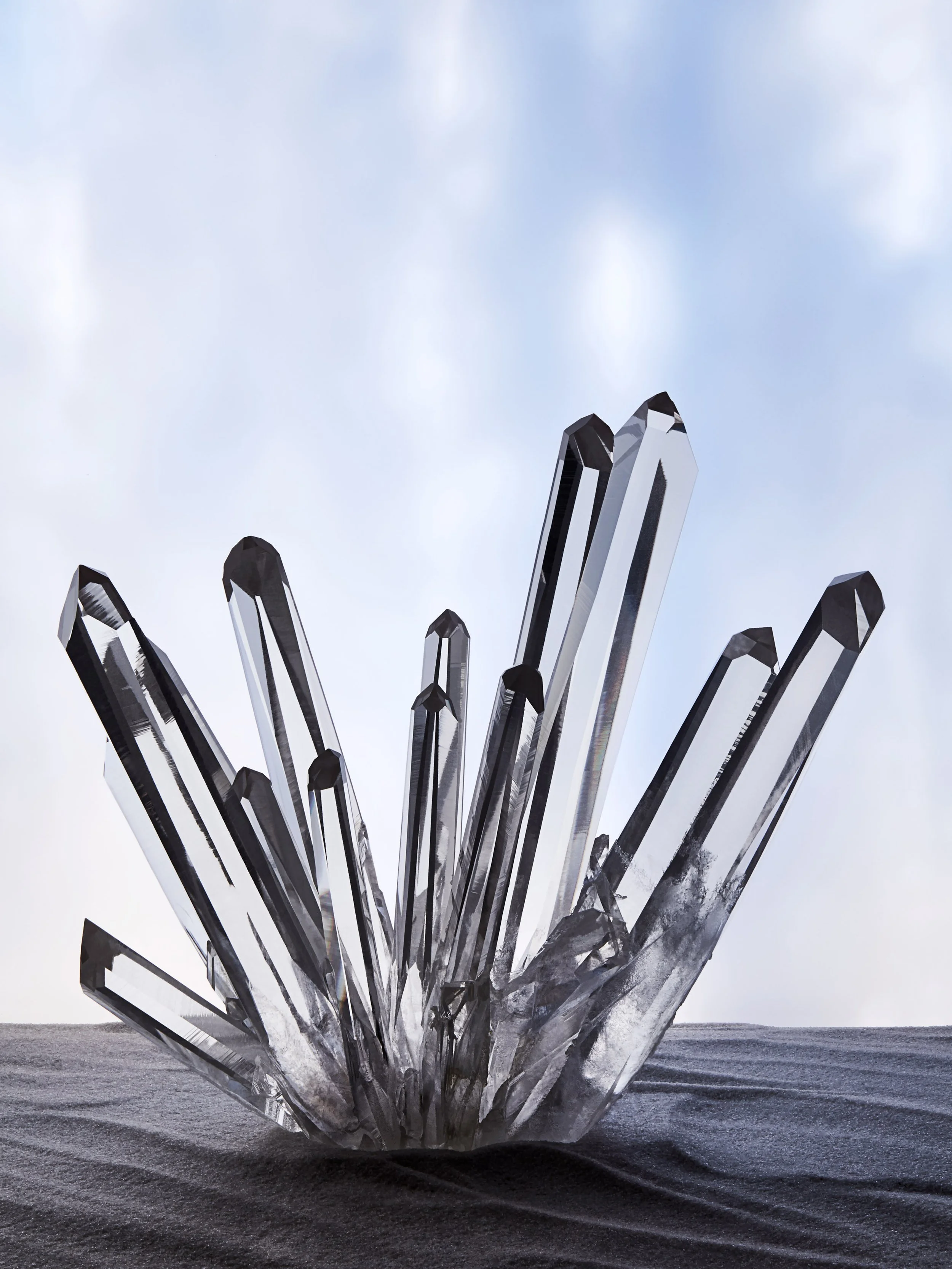 000101-0001012004_Quartz_Exhibition_Catalog_Starburst.jpg