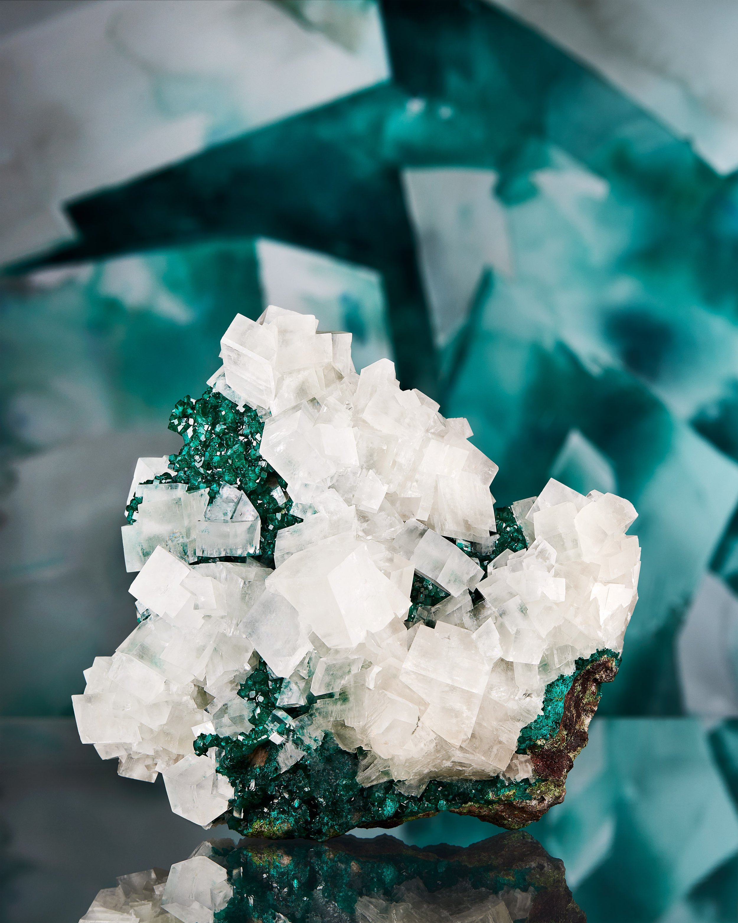 230725Cal-NAM-0122_Atlas_Calcite+Dioptase_Hero.jpg