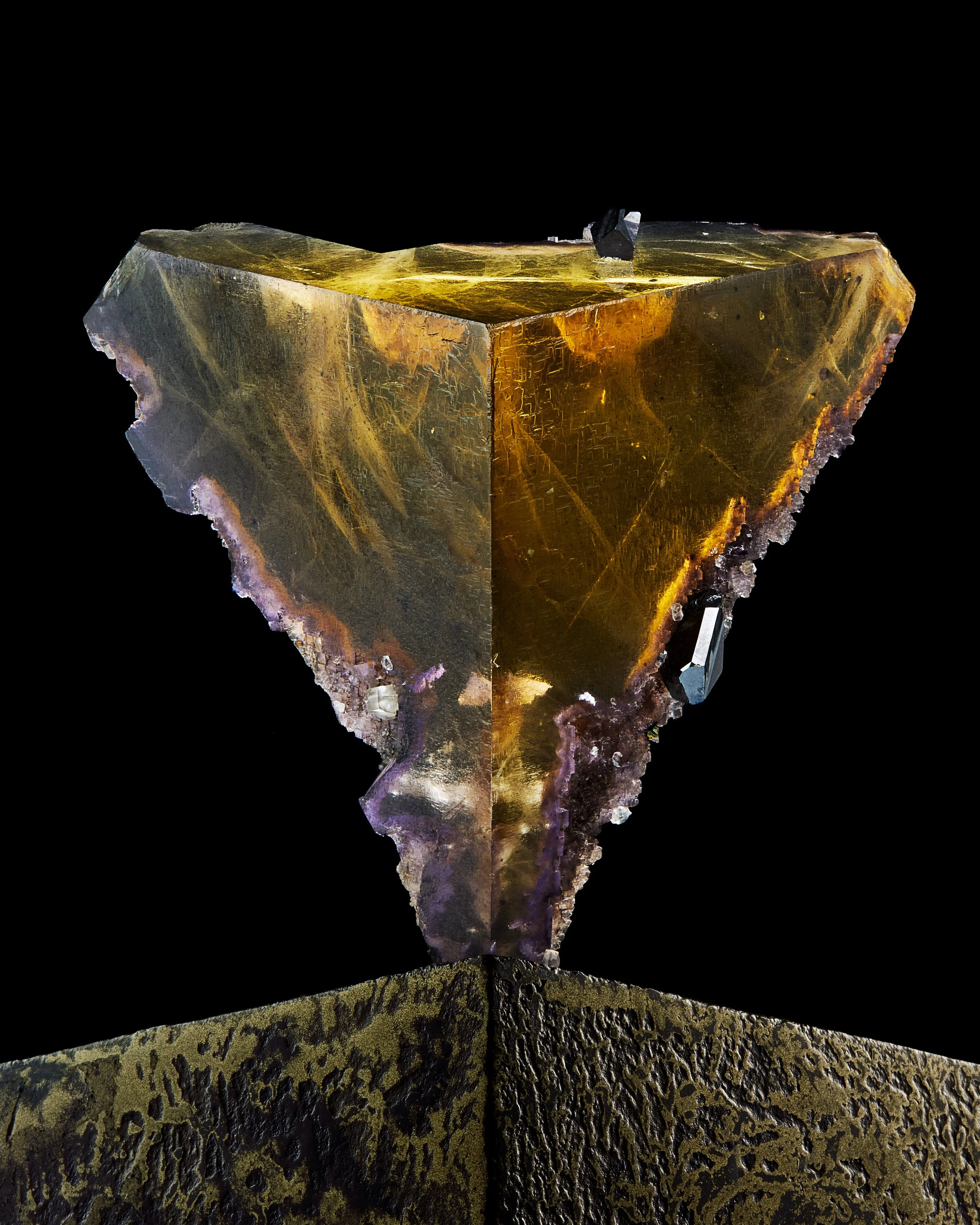 241105IL_Fluorite_Hero.jpg
