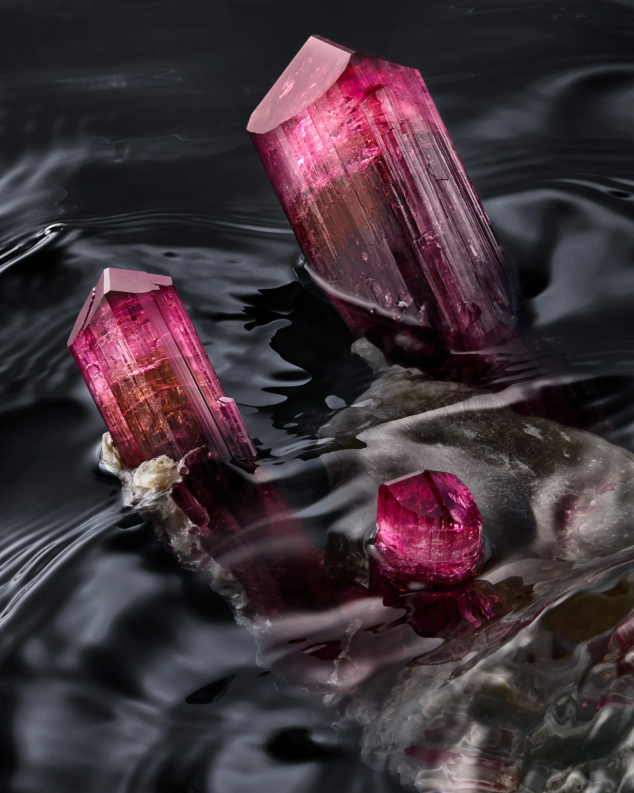 2105122103_Sirens_Rubellite_Water.jpg