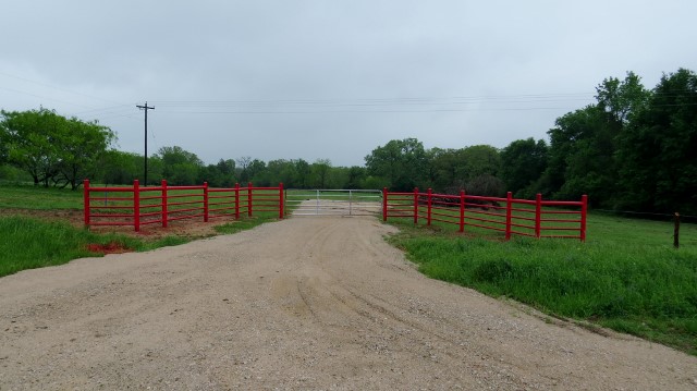 1Gate (640x359).jpg