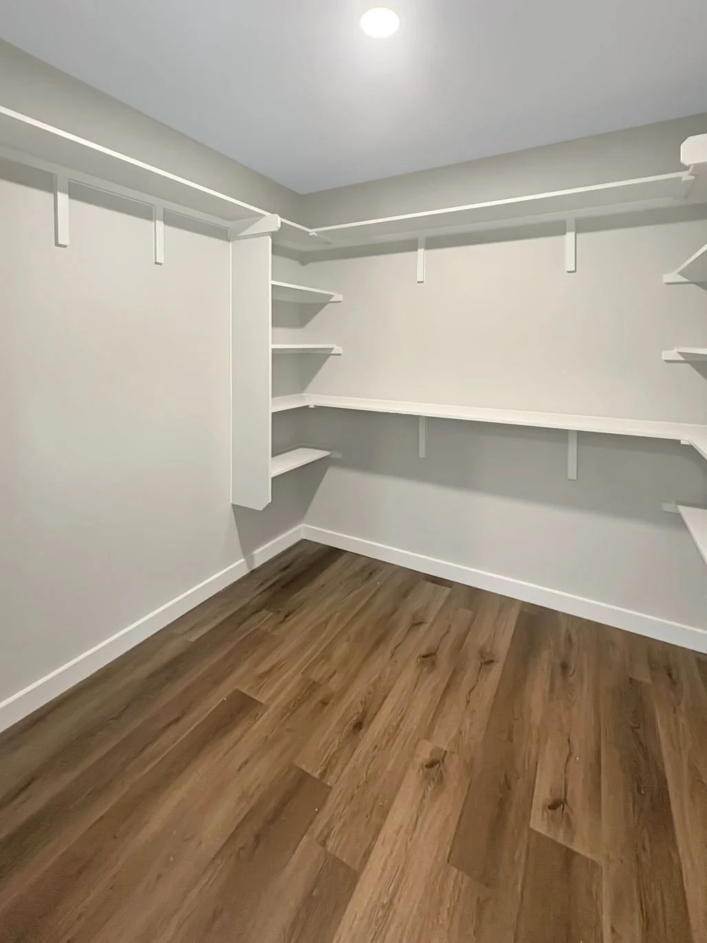 Master closet .jpg