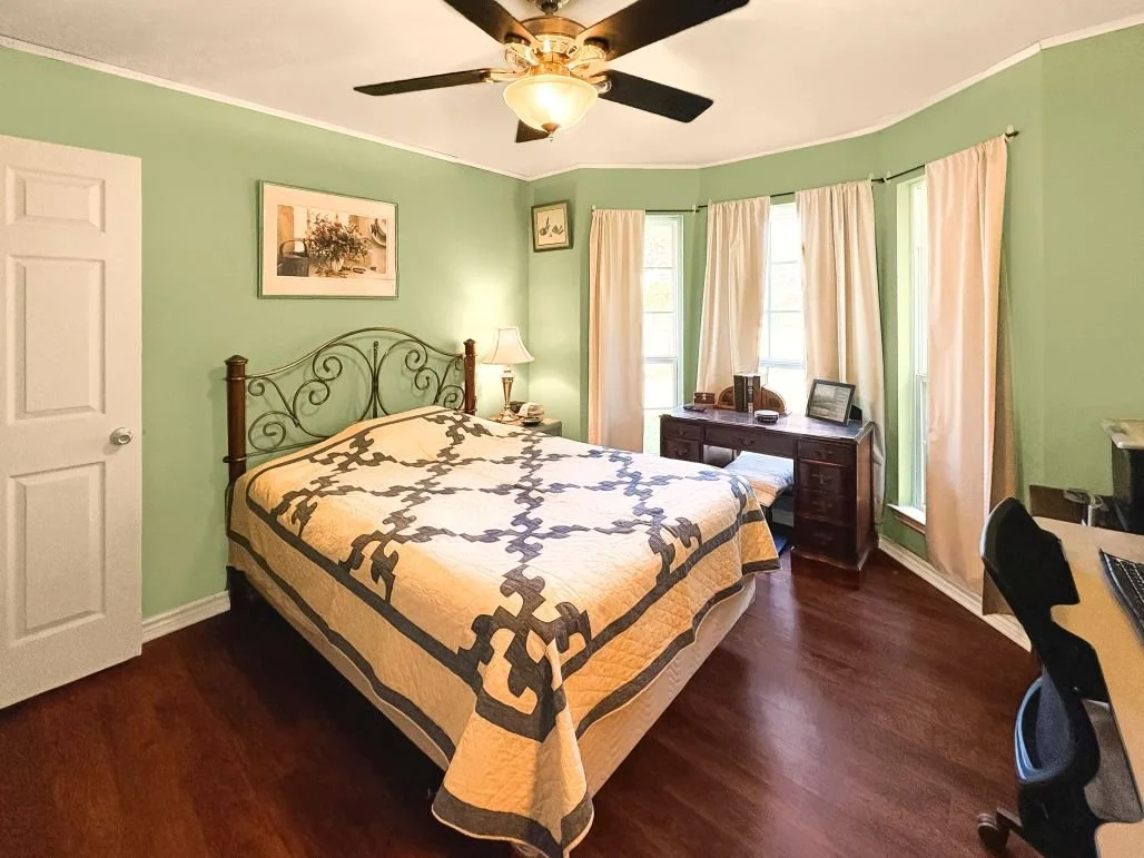 Bedroom 2-1.jpg