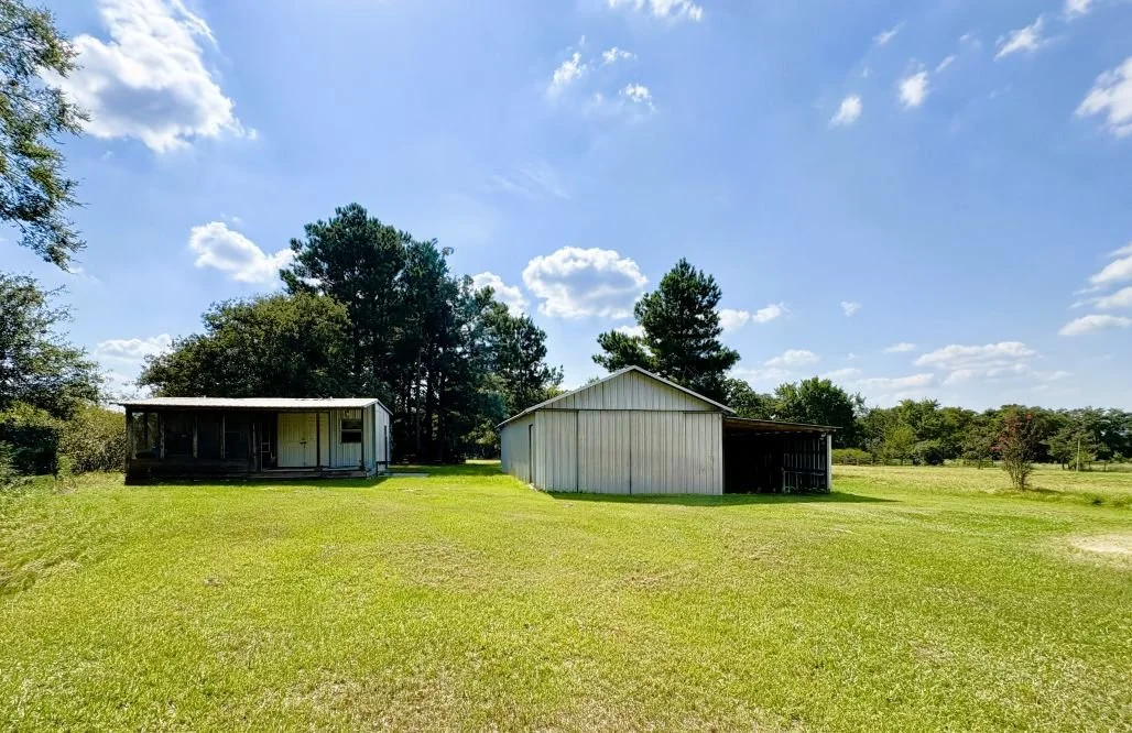 Outbuildings2.jpg