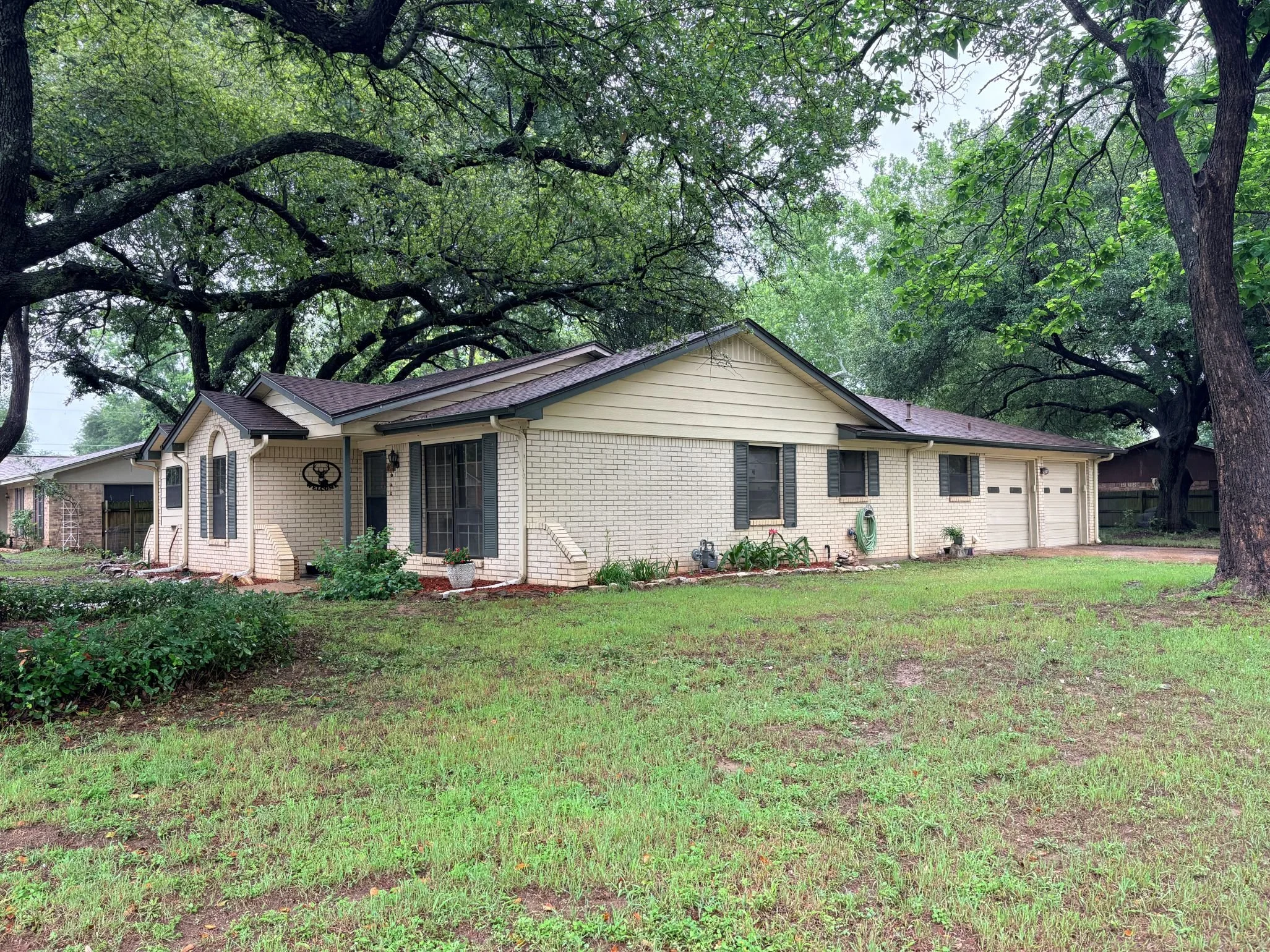 Outside Side of house.jpg