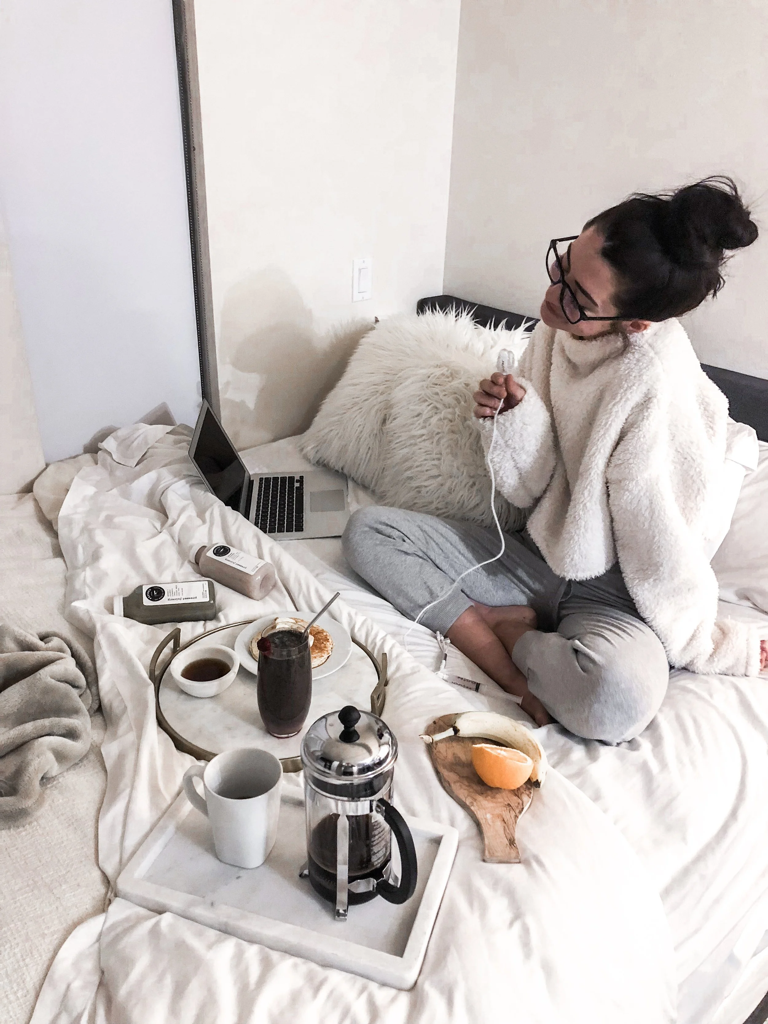 How I keep my Teeth White!!