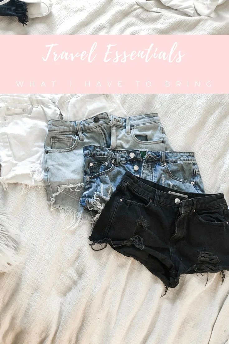 Travel Essentials - What I have to bring when I travel!!!