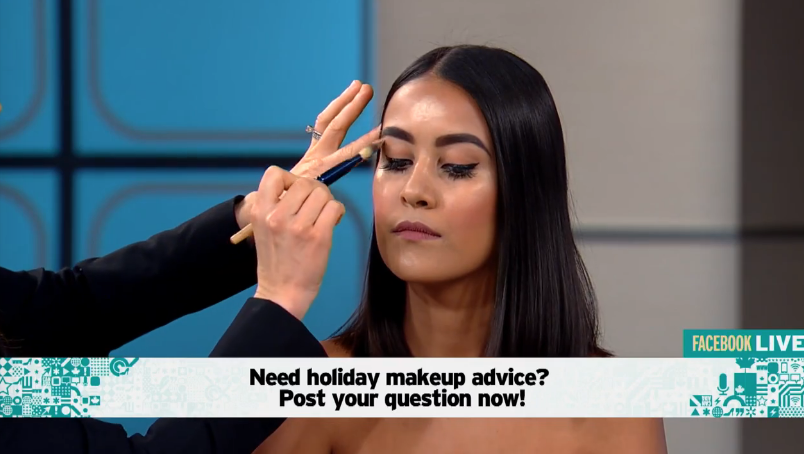 ET Canada, Facebook Live, December 2016