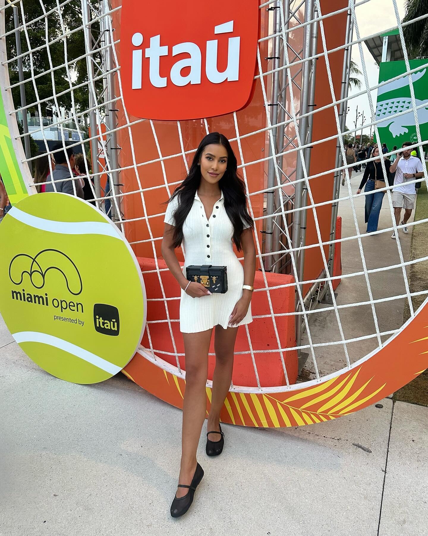 date night at the @miamiopen 🎾👟☀️