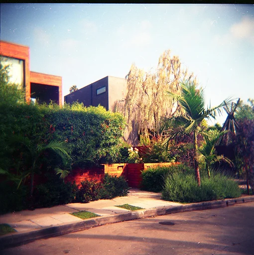 HOUSE.jpg