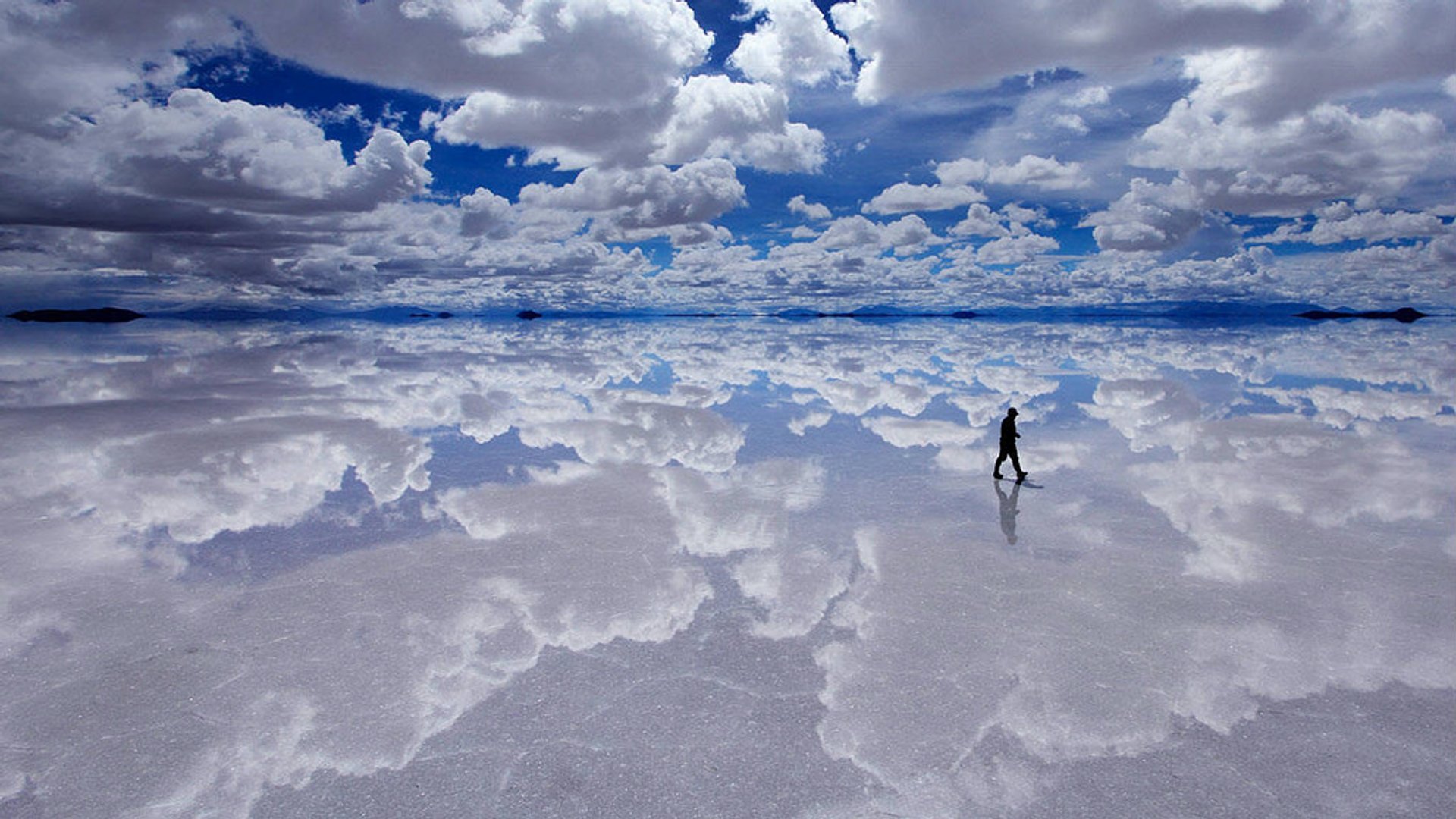 bolivia-salt-flats-or-salar-de-uyuni.jpeg