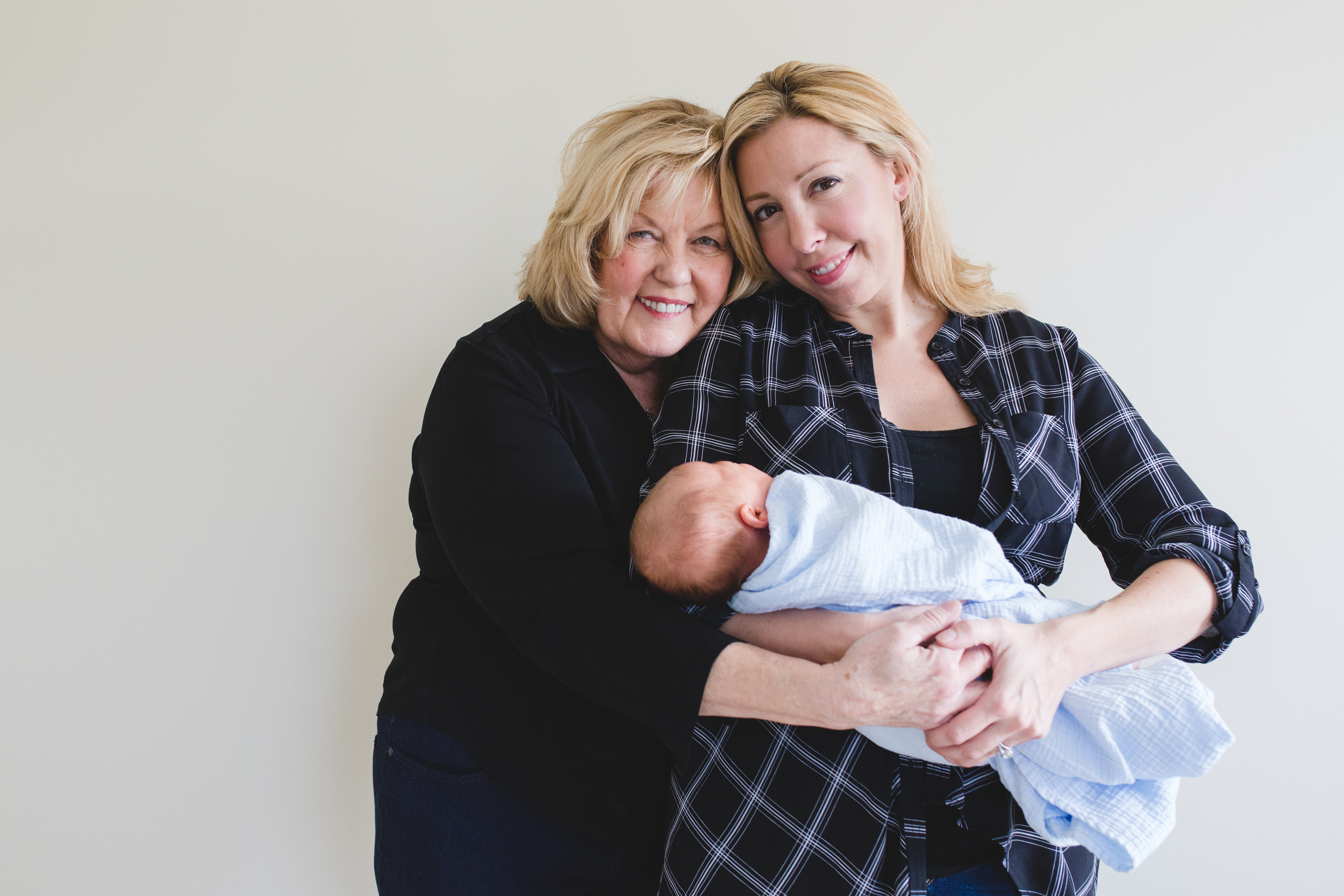 AlosGrowingFamily-220.jpg