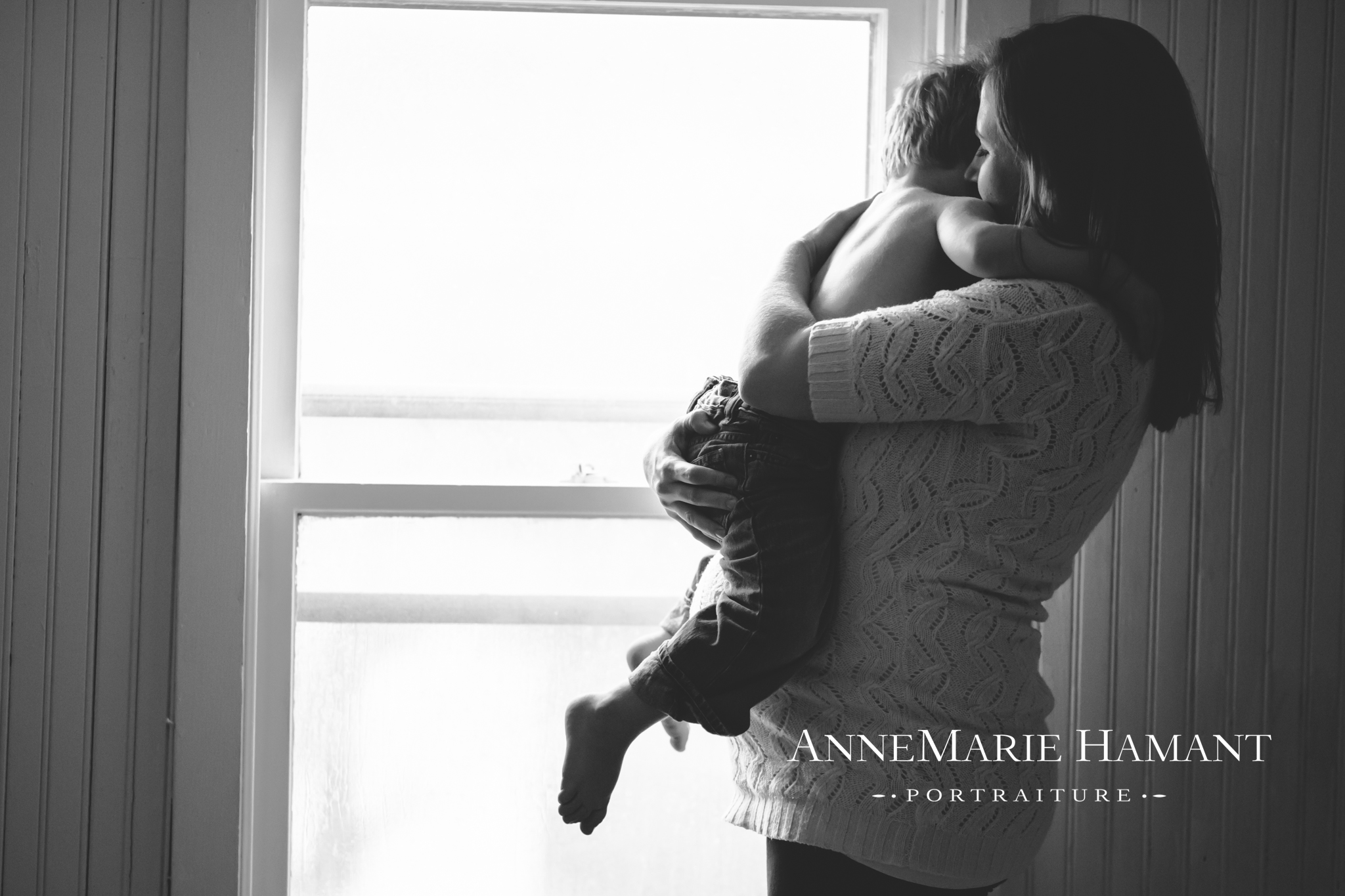 I am in love with this moment. I love that her little guy was shirtless so we could really let the light highlight his arms and that skin-to-skin connection with mama. 