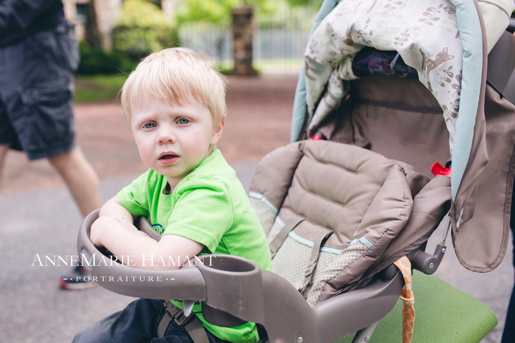 Miracle Milk Stroll Lehigh Valley Photographer