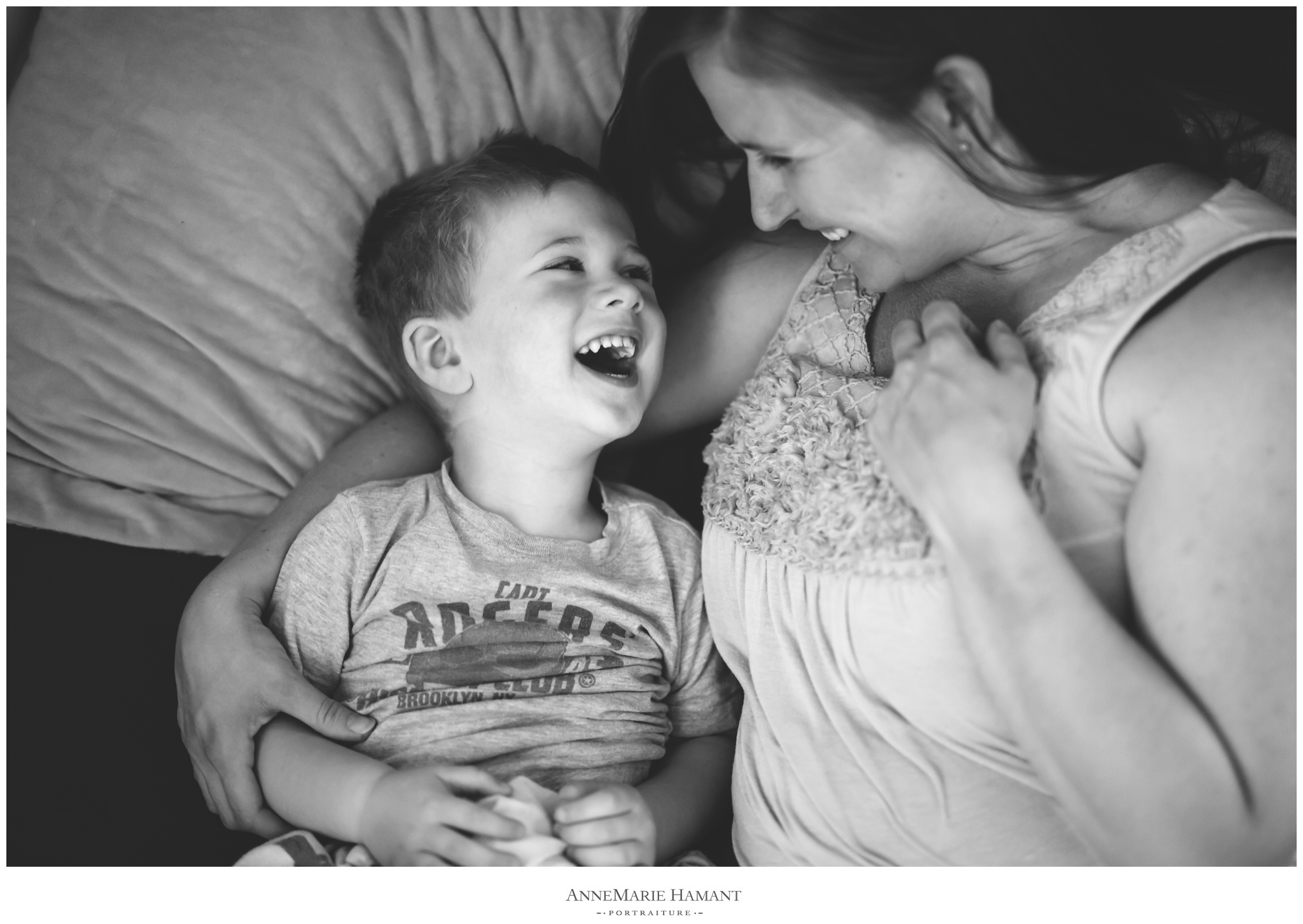 Lehigh Valley lifestyle newborn photographer