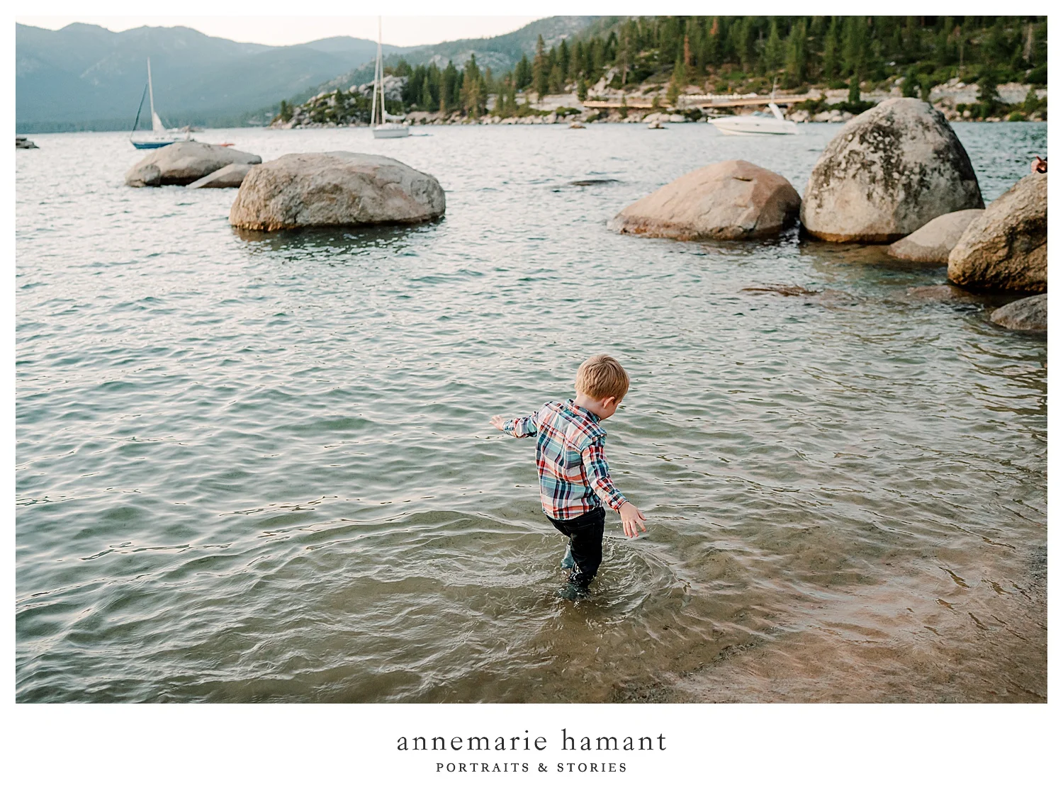AnneMarie Hamant is a destination photographer who captures families exploring their favorite vacation destinations.