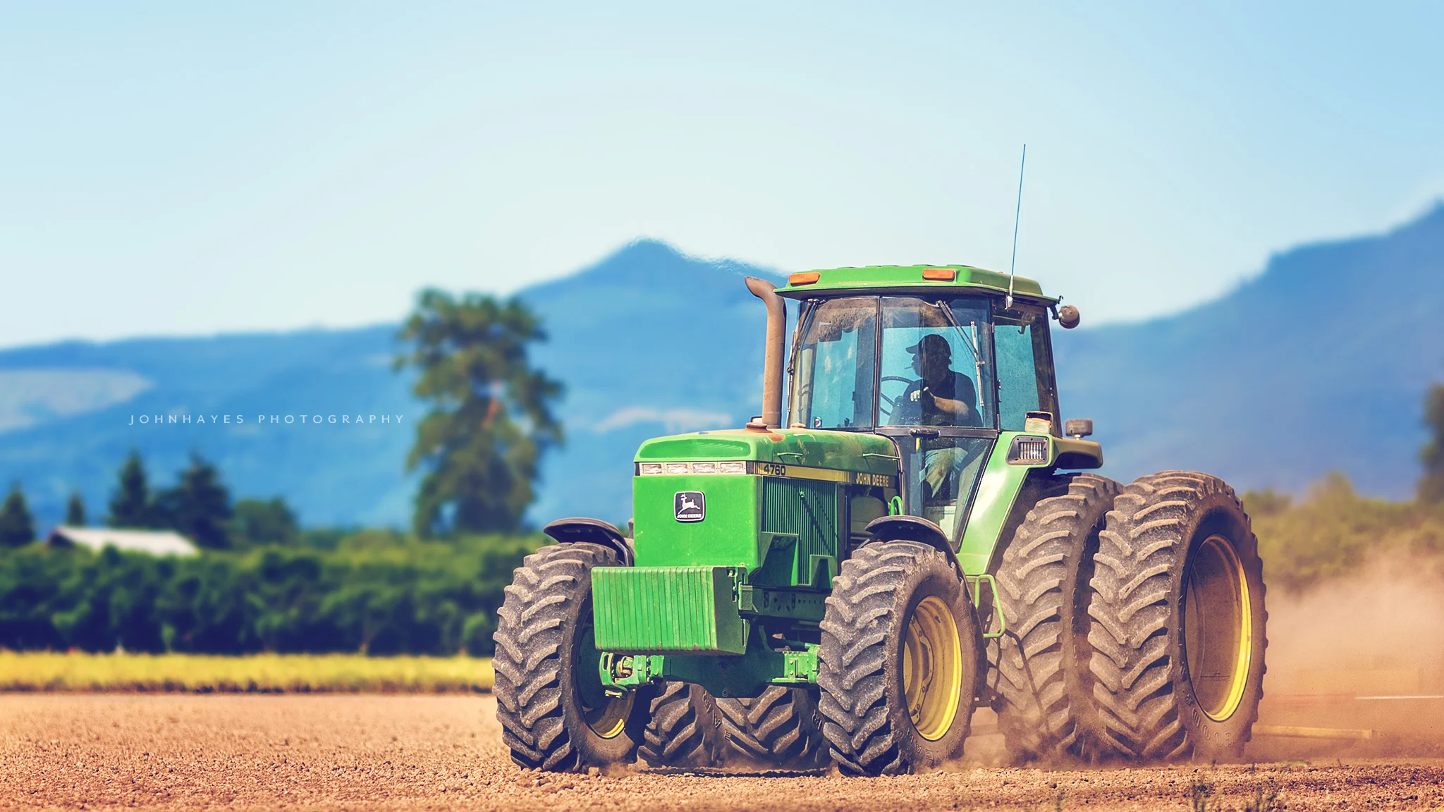 Lone-Pine-Farms.jpg