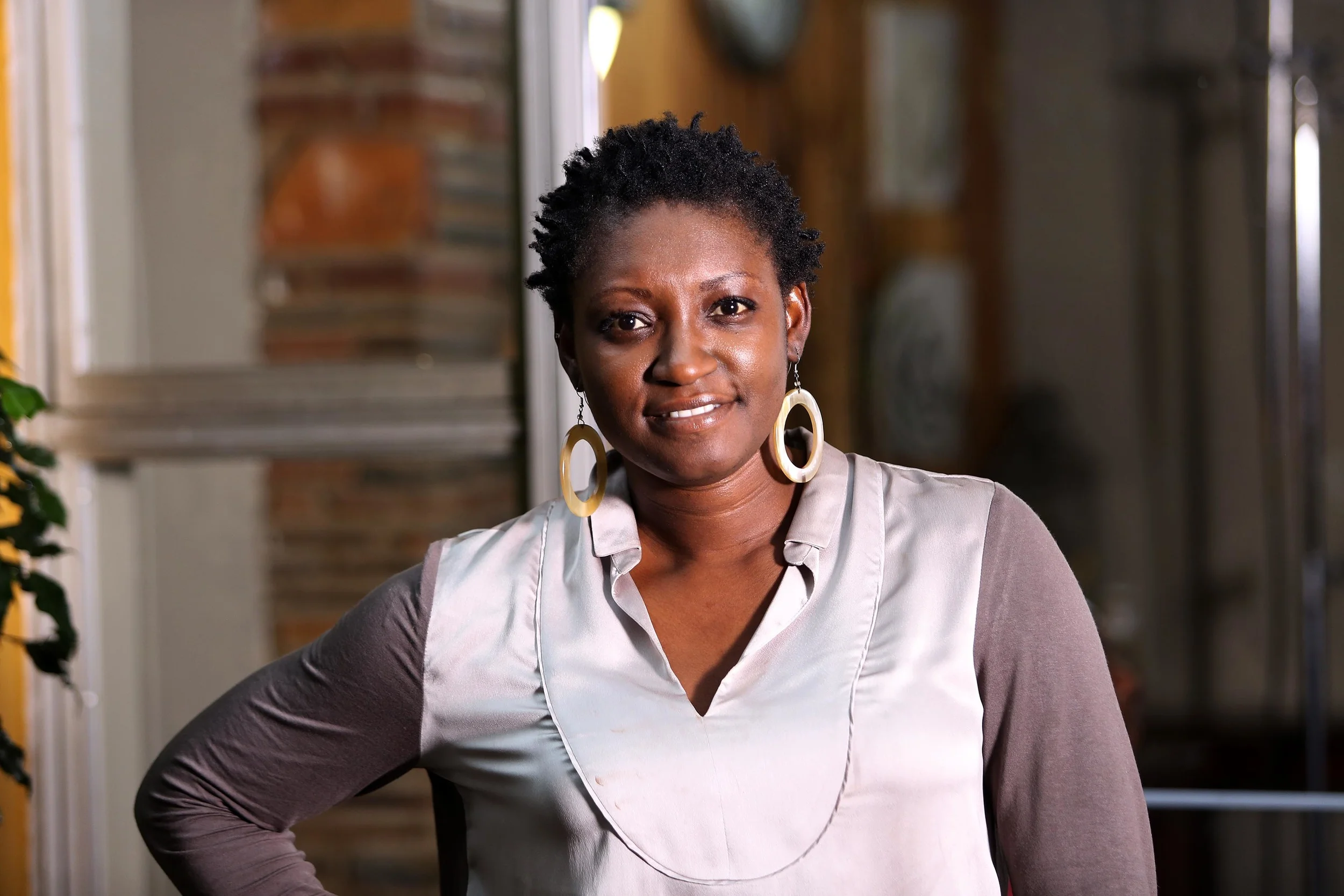 Juliet Asante Founding President Dedicated to the Industry, Juliet Asante has been an industry practitioner for over two decades. Juliet is a graduate of the Harvard Kennedy School and mentors on entrepreneurship at Massachusetts Institute of Technology (MIT). Juliet also lectures Mass Communication at Webster University and is a graduate of the New York Film Academy, the National Film & Television Institute and Cape Coast University. Juliet is a respected filmmaker on the continent. Her latest film, SilveRain is nominated for *Best film in Africa for 2015 in the AMVCA awards. The film has garnered over 13 nominations. Juliet is a regular blogger for the Huffington Post and served on the global council for Entertainment on the World Economic Forum for 2 years. As an Executive Producer, Writer and Director, Juliet was responsible for some of the most successful shows on Ghana Television. She also worked with Mnet on a number of shows including 'Studio 53' and 'Tinsel' and appeared in the HBO production, 'Deadly voyage'. Her awards include TIAW's 100 most impactful women - The True Hollywood Reporter's Next Generation Personality and - Best Actress in Ghana for 2009. As an Entrepreneur, Juliet is the founder of Mobilefliks, a distribution company and CEO of Eagle Productions, a Production company. She is the founding President of the Black Star international film festival. Juliet recently completed a MasterClass with Robin Swicord, the Academy award writer of 'The Curious Case of Benjamin Button' starring Brad Pitt and Cate Blanchett
