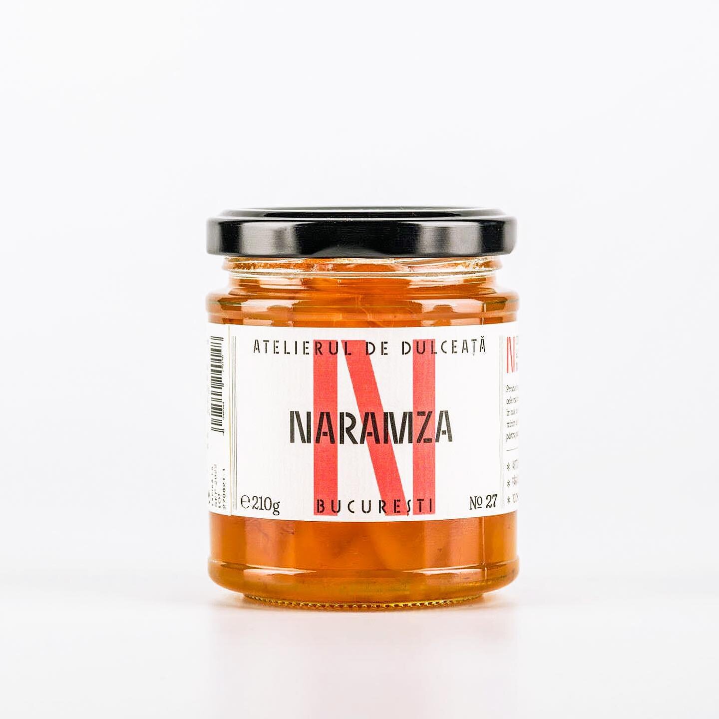Sharing with you a spoonful of temptation, right before the Sunday feast. We very much enjoyed designing these Art Deco flavored jar labels for @naramza.ro, the Bucharest atelier of Nadir&eacute; Omer. She likes to handcraft fruit preserves in small 