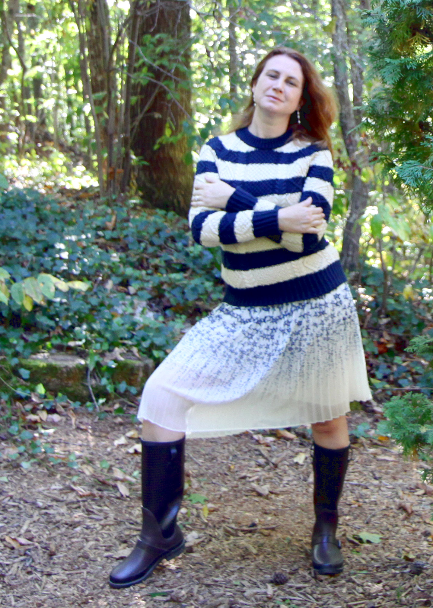Fun and cozy, right? Wearing my newbeloved Wellie Rain Boots from LL Bean and their Signature Cotton Fisherman Sweater . Pleated Star Skirt from Canvas by Lands' End.