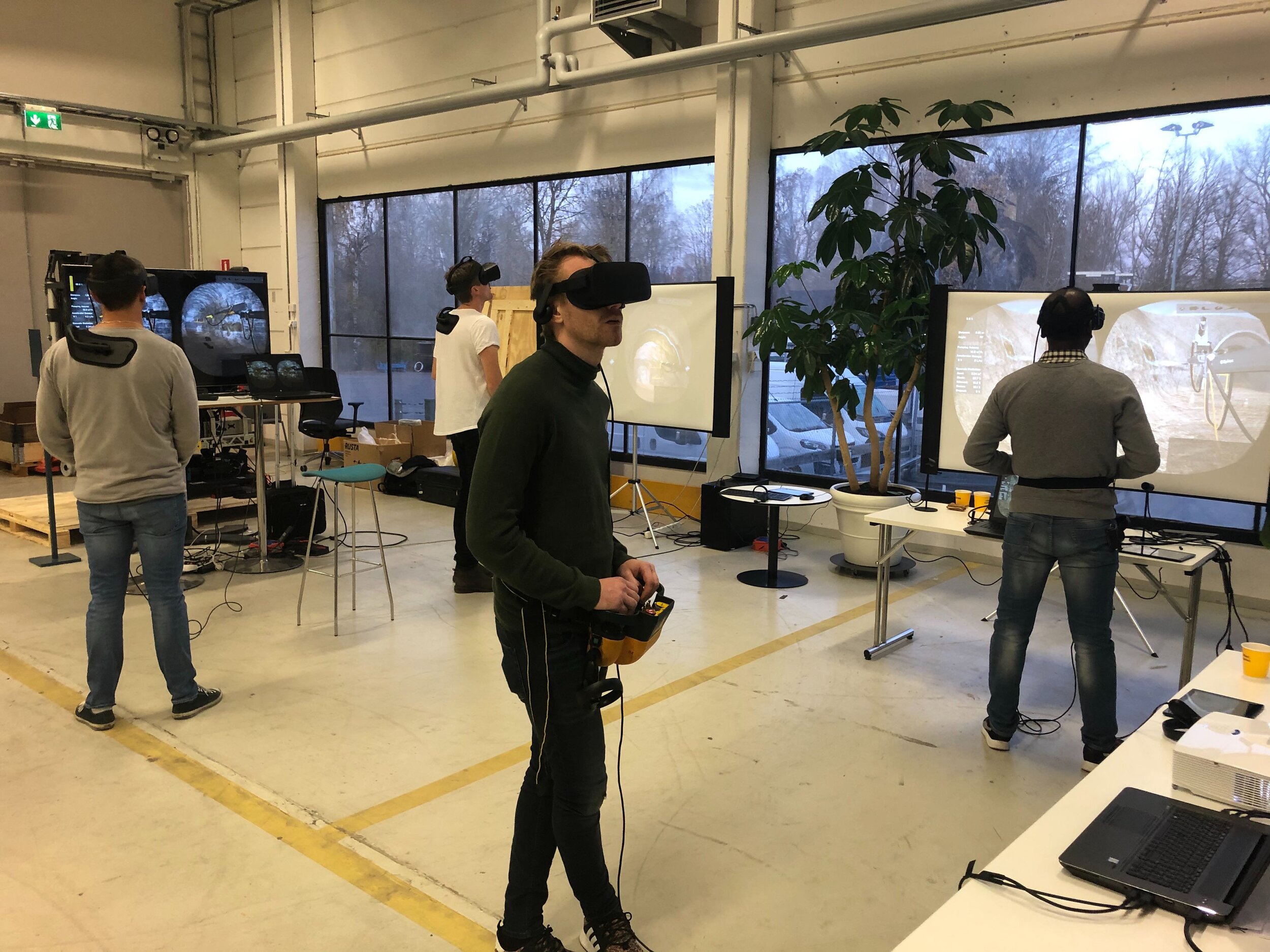 Training course at Epiroc in Örebro - Sweden using the Epiroc MEYCO ME5 machine on the VR Shotcrete Simulator™.
