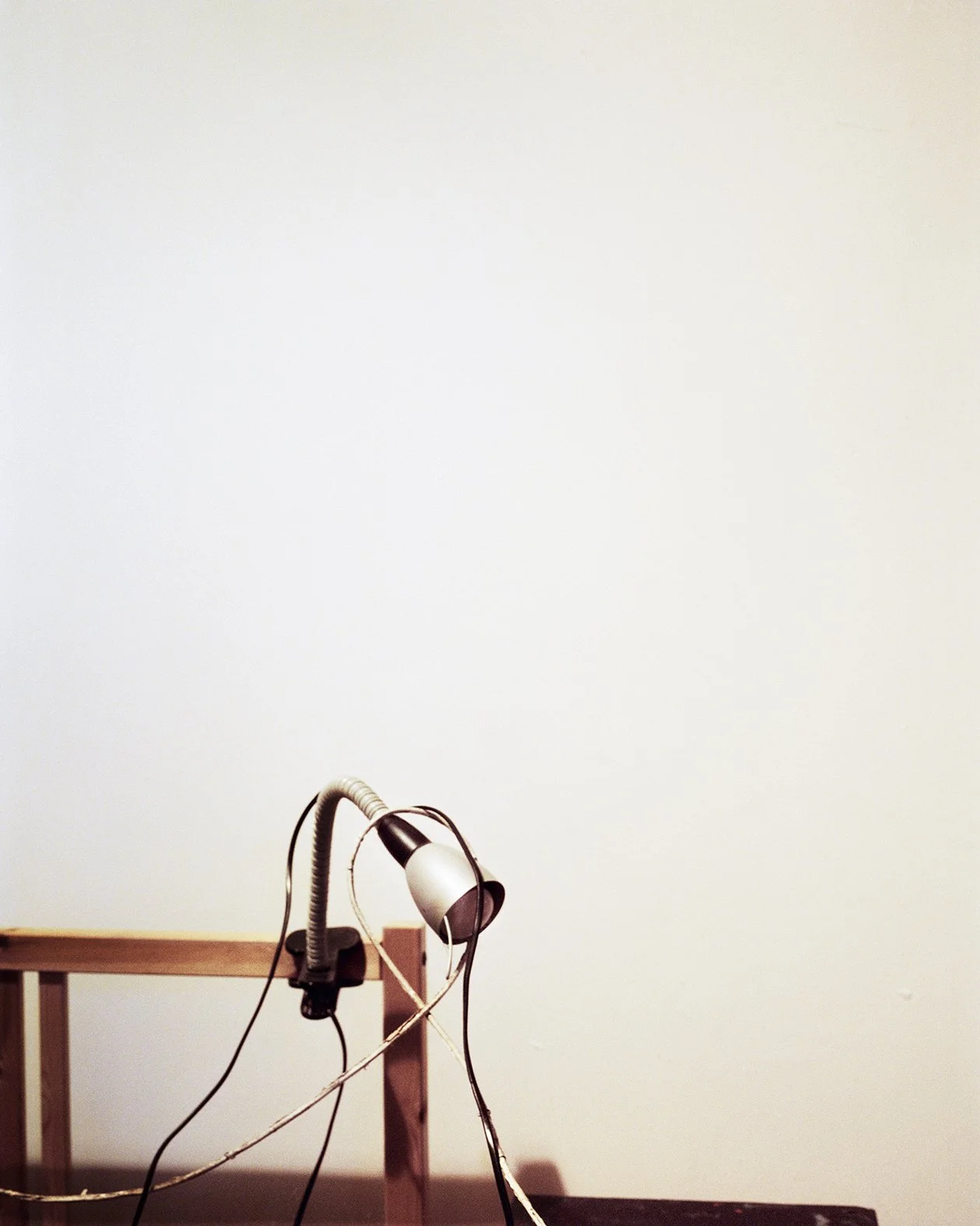 Lamp_on_bed_2023_google.jpg