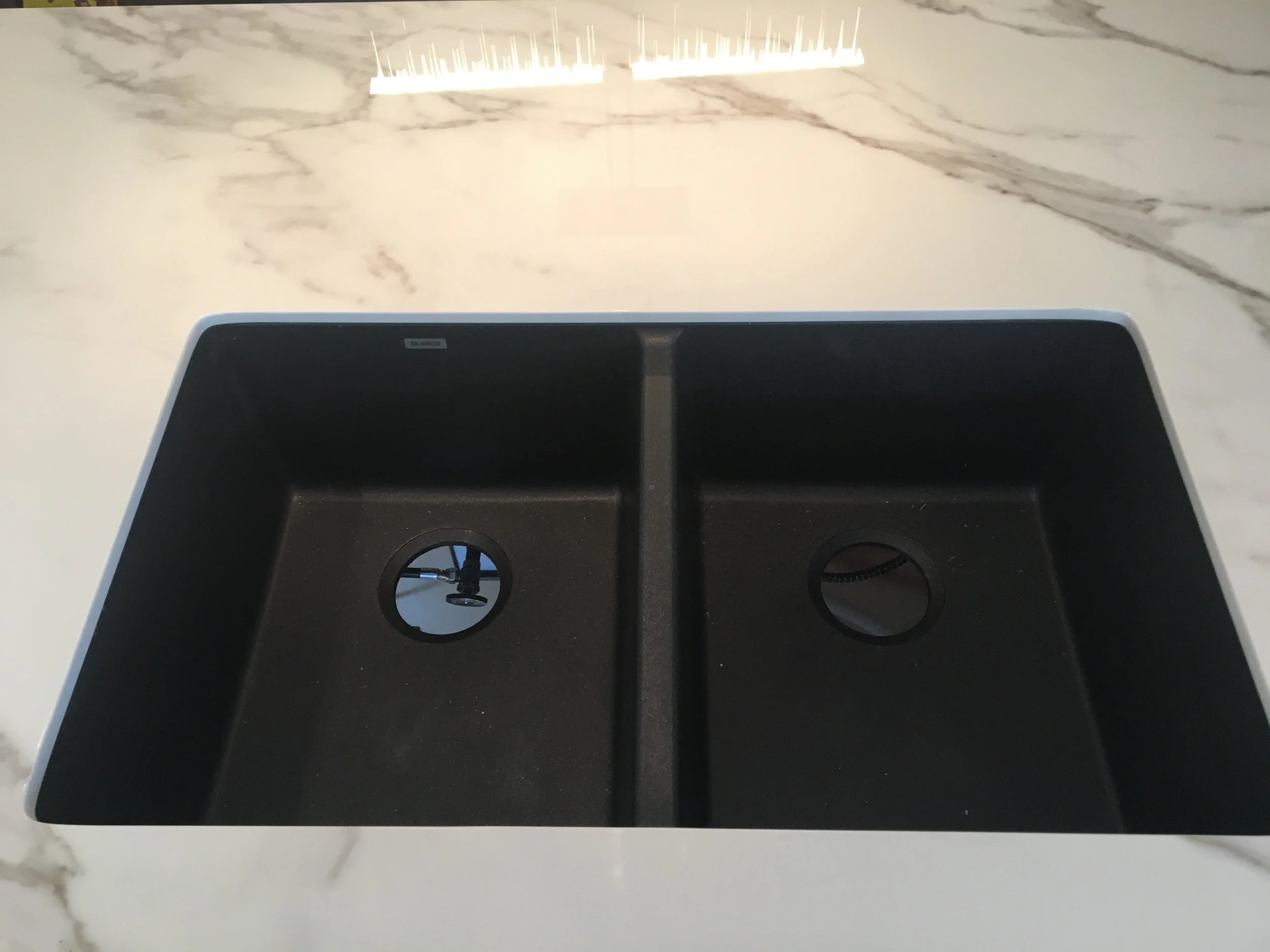 NEOLITH COUNTER 4.jpg