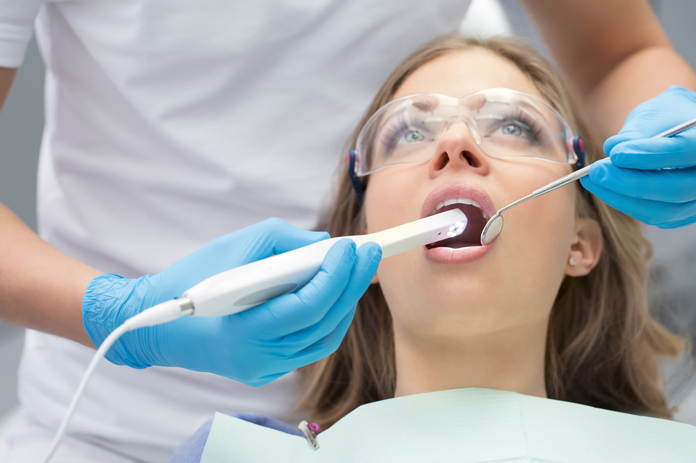 intraoral-photography-exam.jpeg