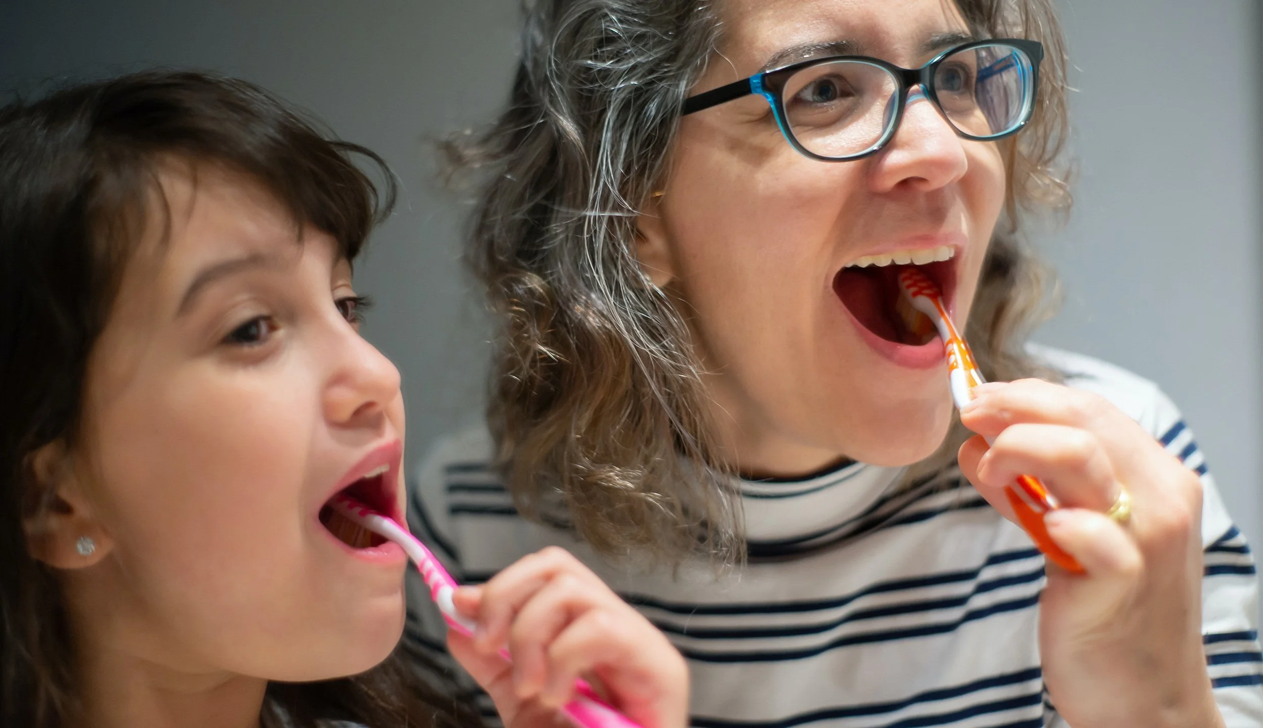 Fun Ways to Teach Your Kid to Brush Their Teeth