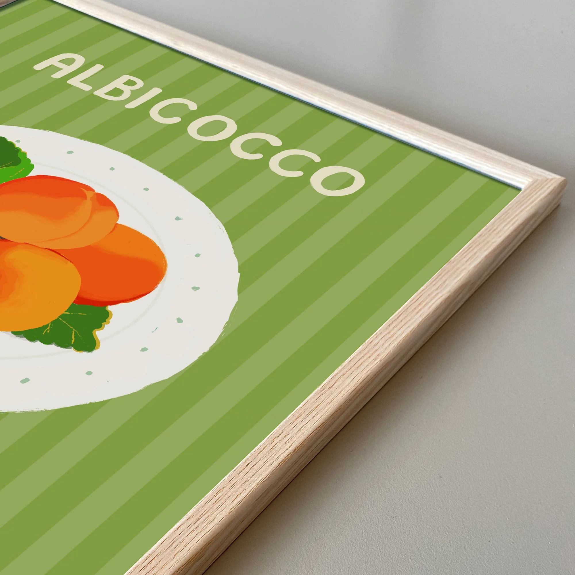 PASFRU005_Apricots_02_1x1_Lo.jpg